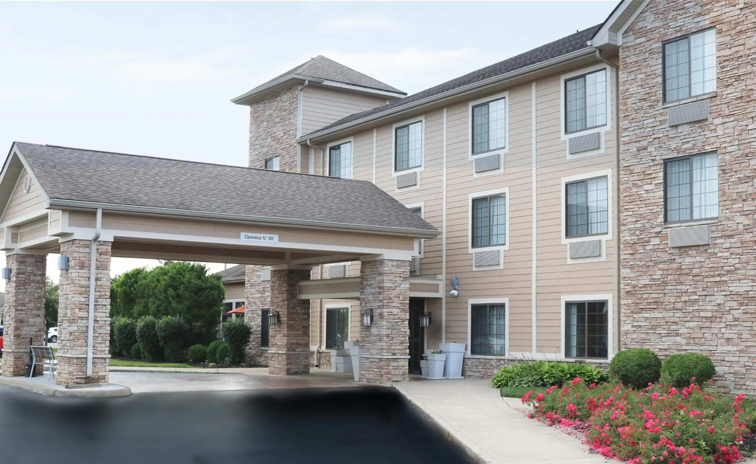 Property building in Holiday Inn Express Hocking Hills-Logan by IHG Property building in Holiday Inn Express Hocking Hills-Logan by IHG