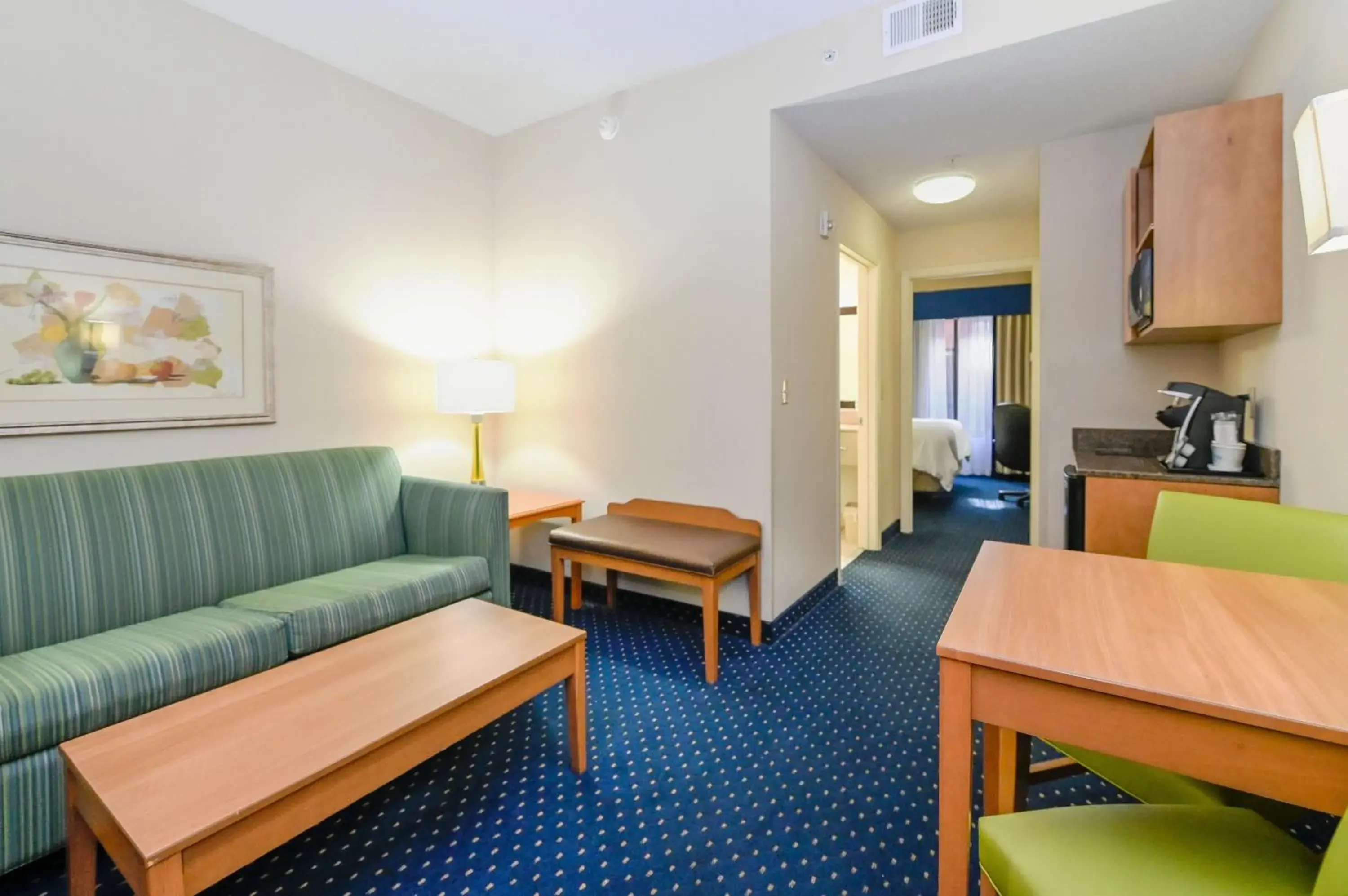 King Suite in Holiday Inn Express Ashland by IHG King Suite in Holiday Inn Express Ashland by IHG