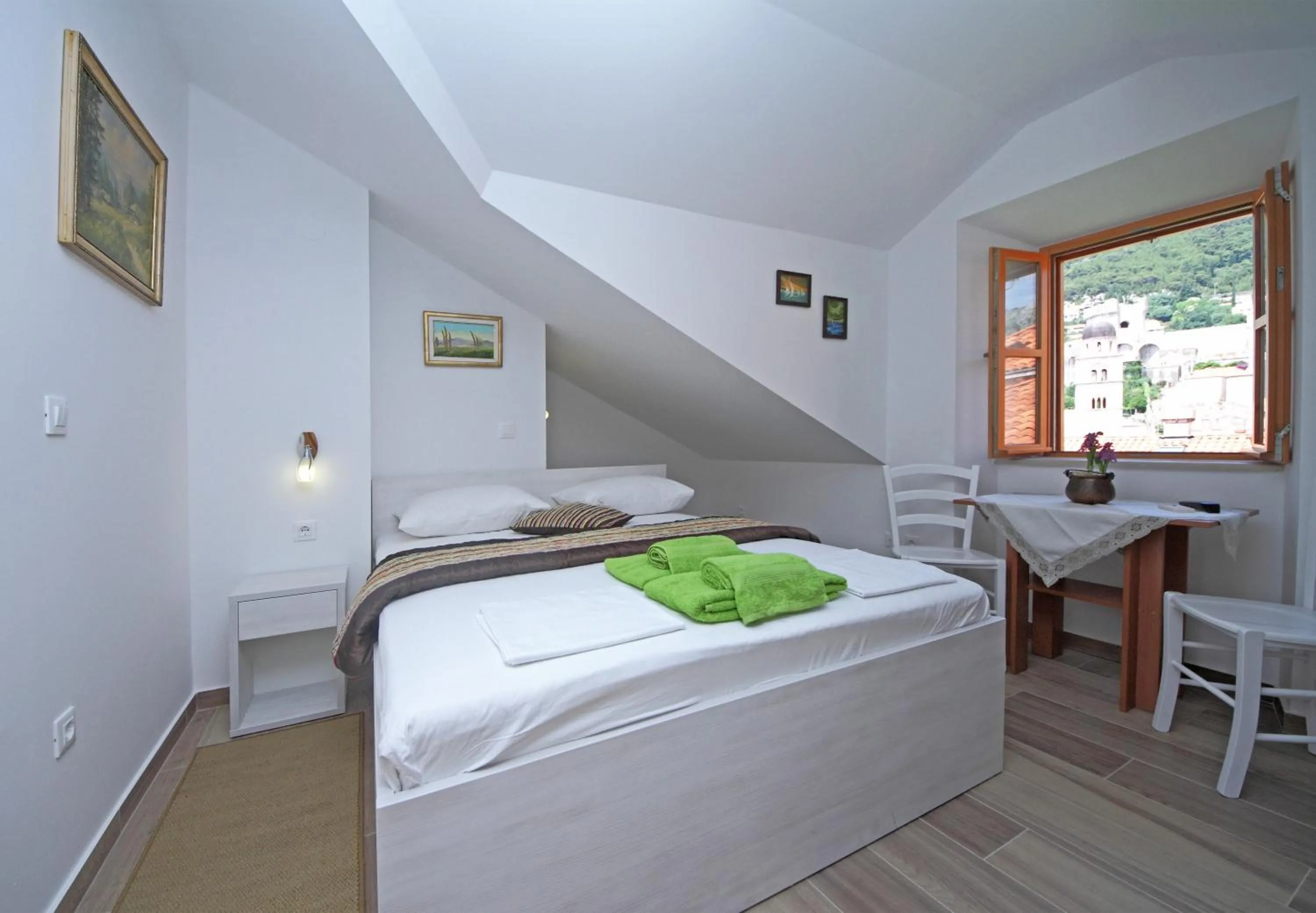 Hortenzia House