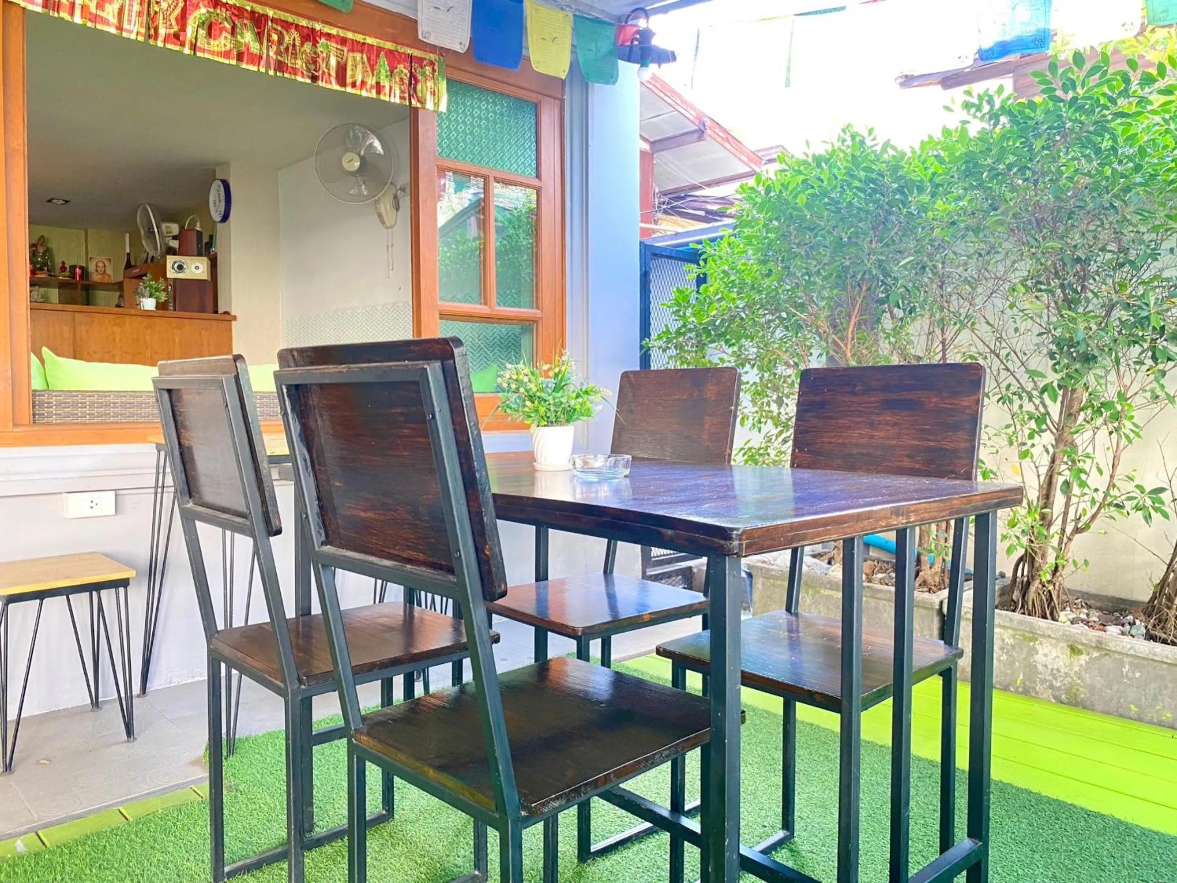 Seating area in Chinda Boutique Hotel