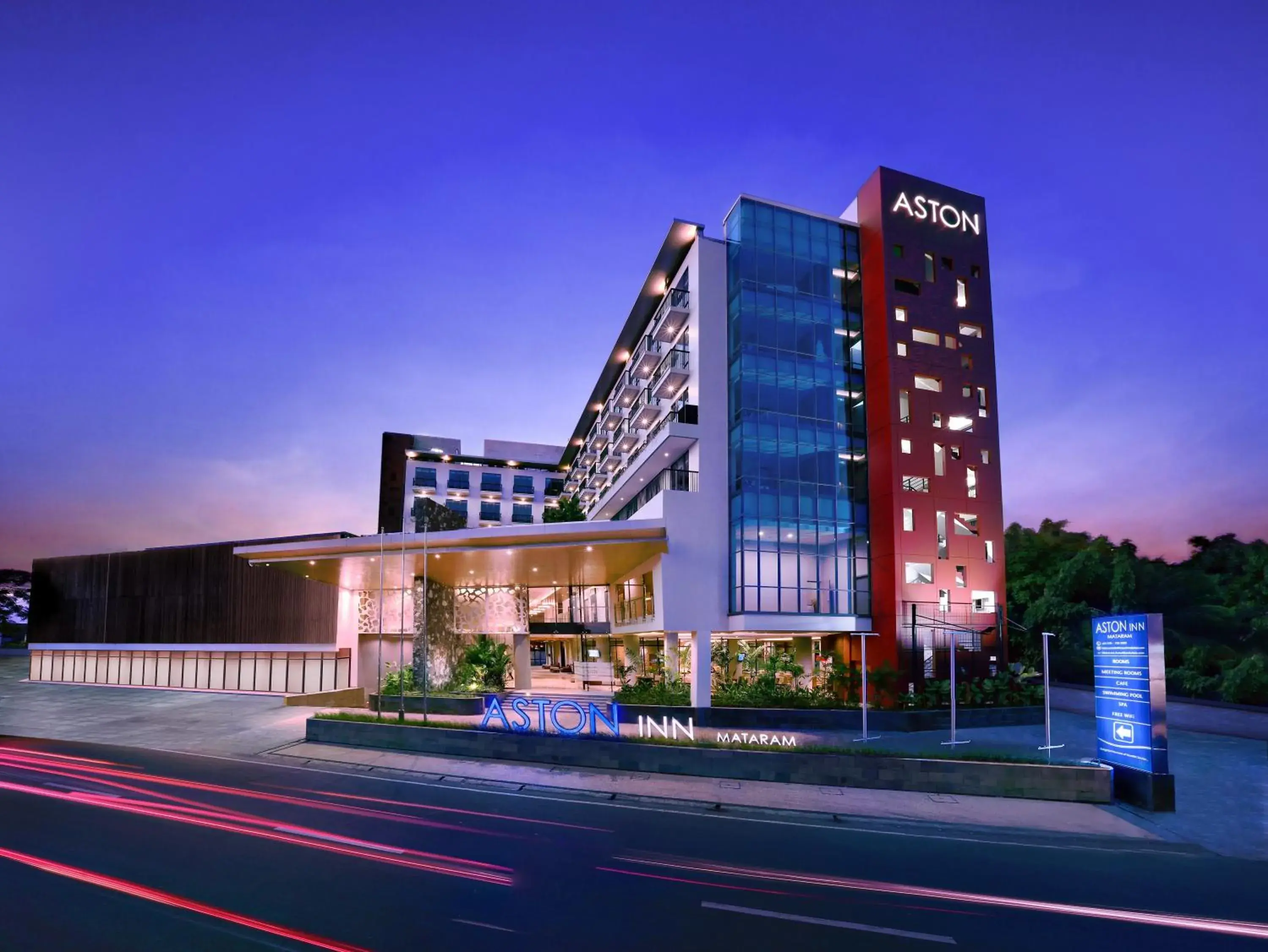 Facade/entrance, Property Building in ASTON Inn Mataram