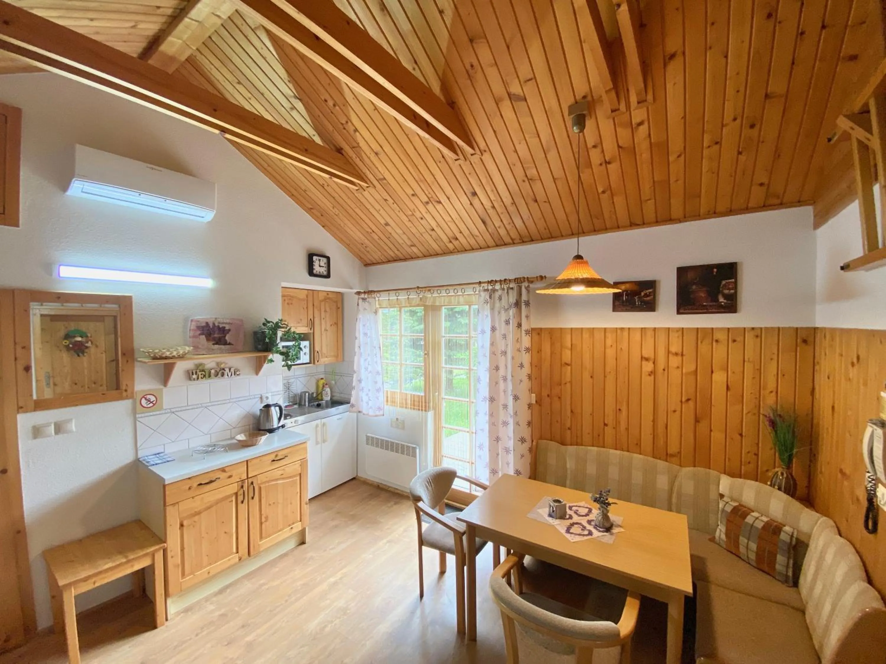 Kitchen or kitchenette, Bed in Tatralandia Chatky