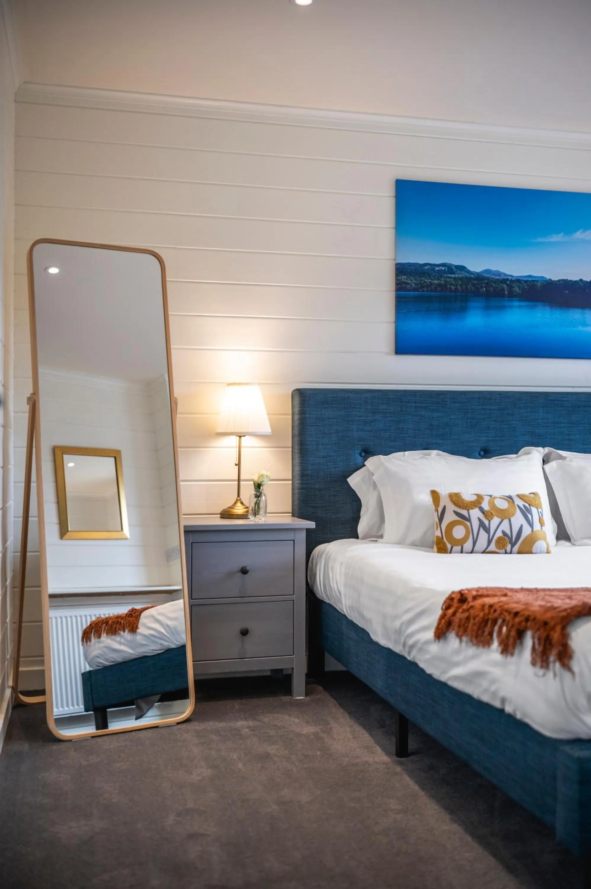 Bed in Kinnaird Woodland Lodges