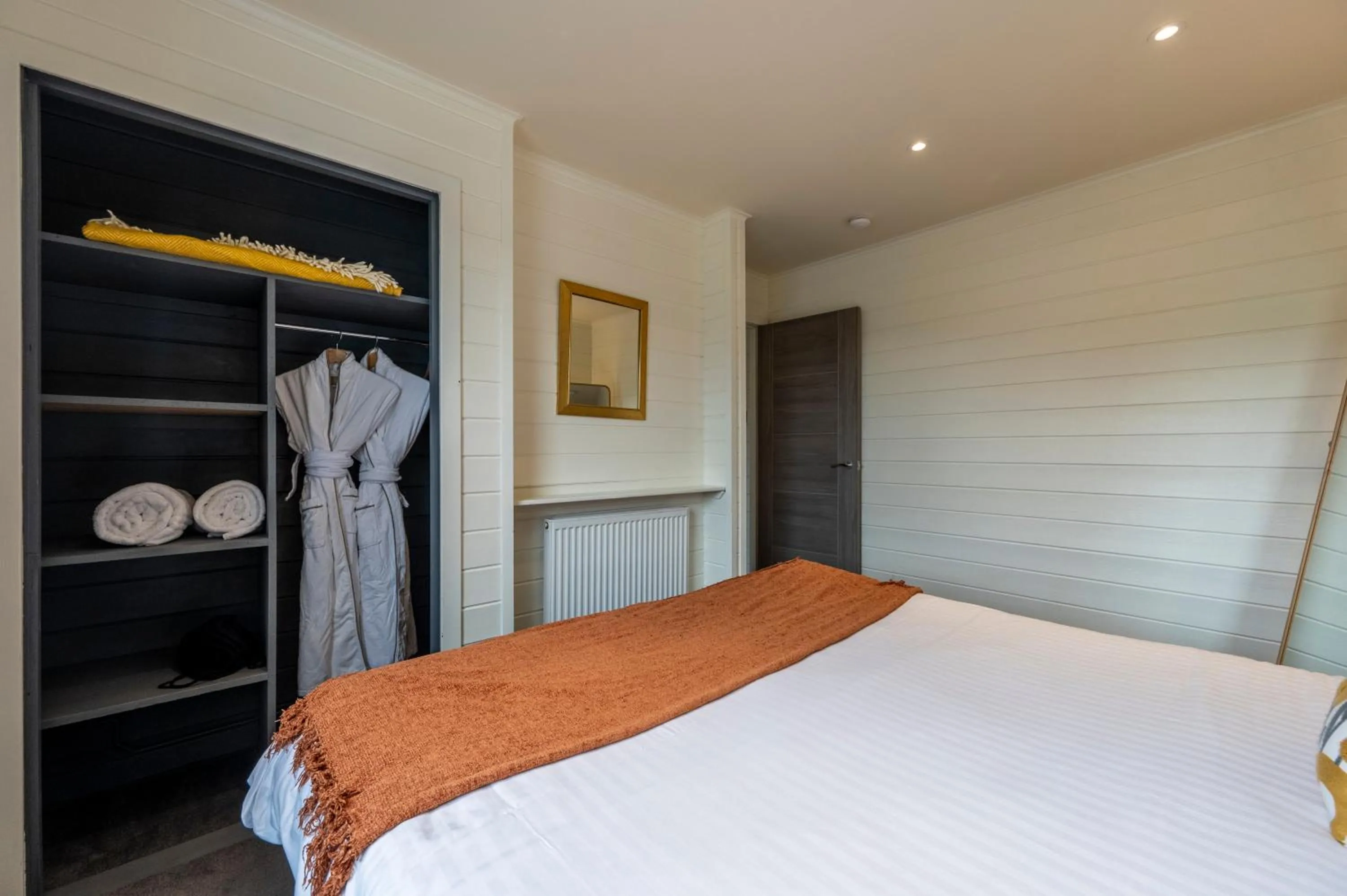 Bed in Kinnaird Woodland Lodges