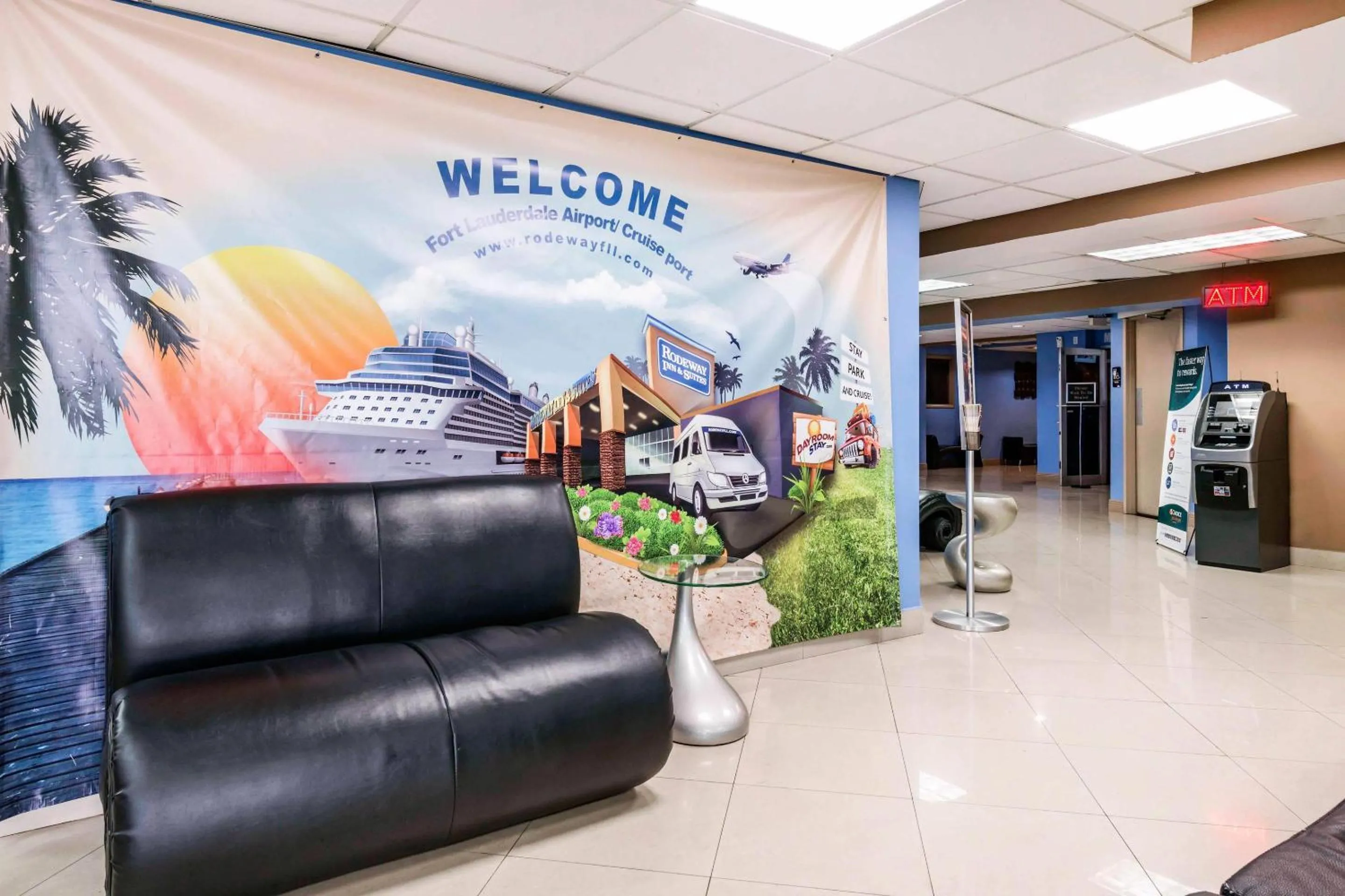 Lobby or reception in Rodeway Inn & Suites Fort Lauderdale Airport & Cruise Port