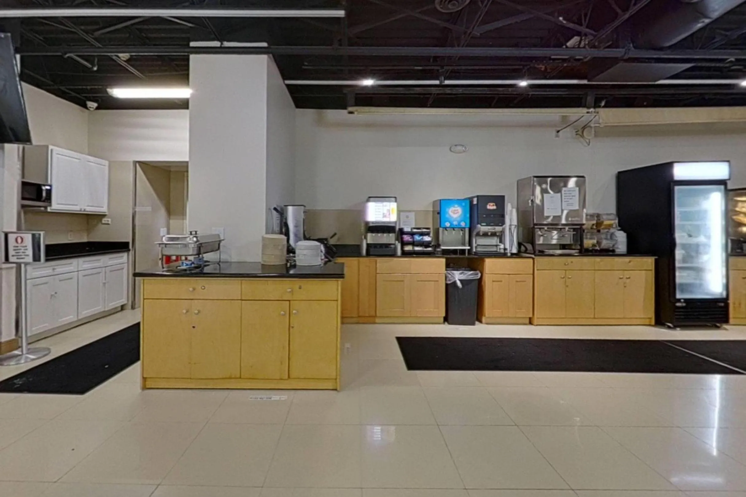 Breakfast in Rodeway Inn & Suites Fort Lauderdale Airport & Cruise Port