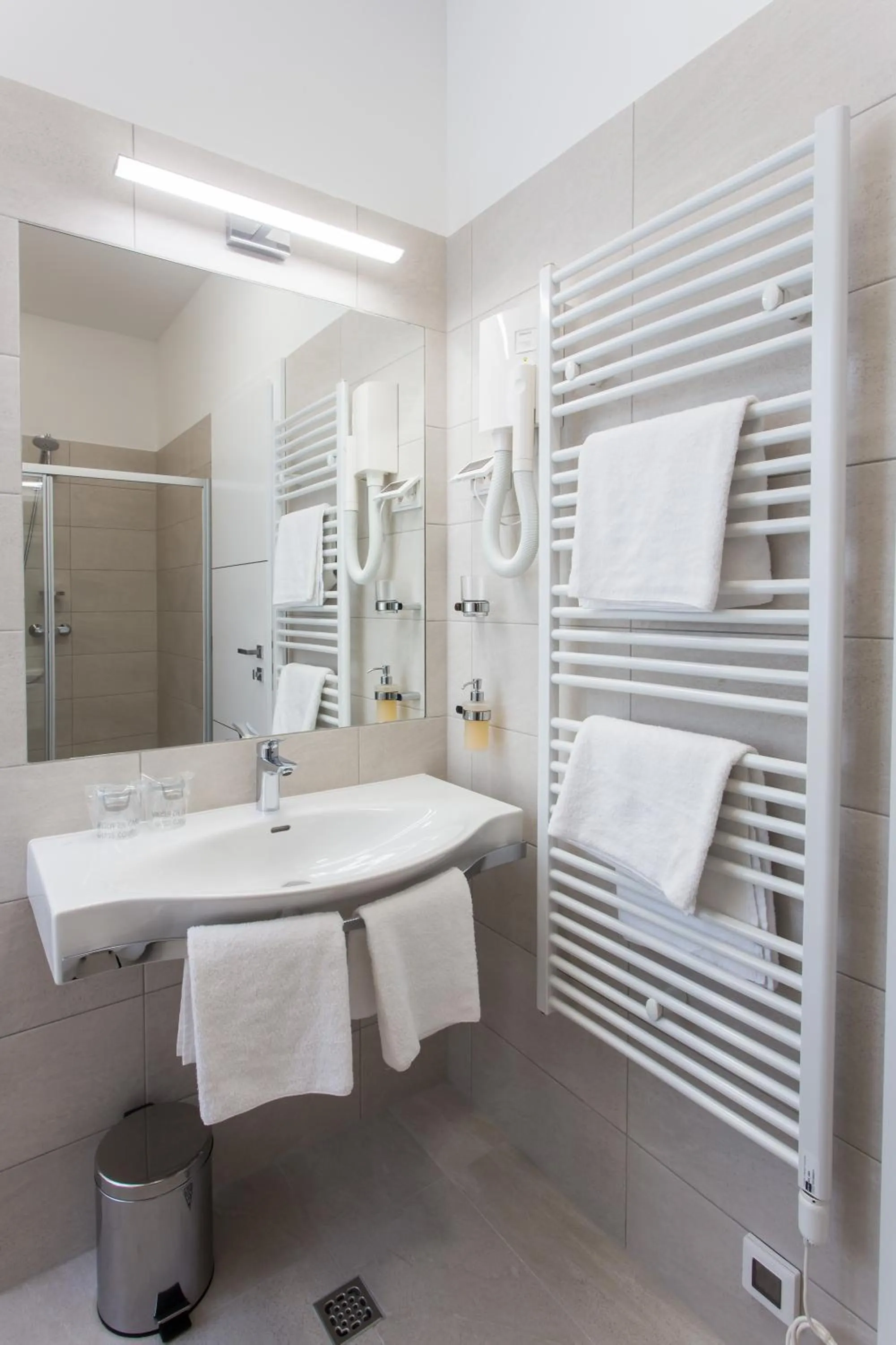 Bathroom in Klarisa Palace Rooms