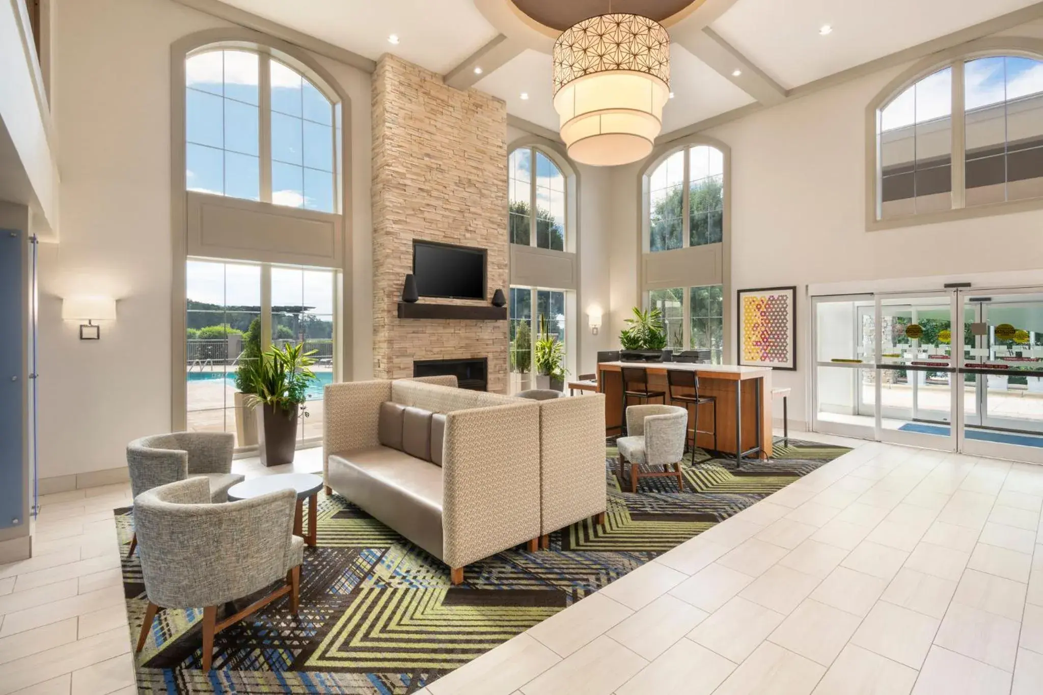 Property building in Holiday Inn Express & Suites Asheville SW - Outlet Ctr Area by IHG Property building in Holiday Inn Express & Suites Asheville SW - Outlet Ctr Area by IHG