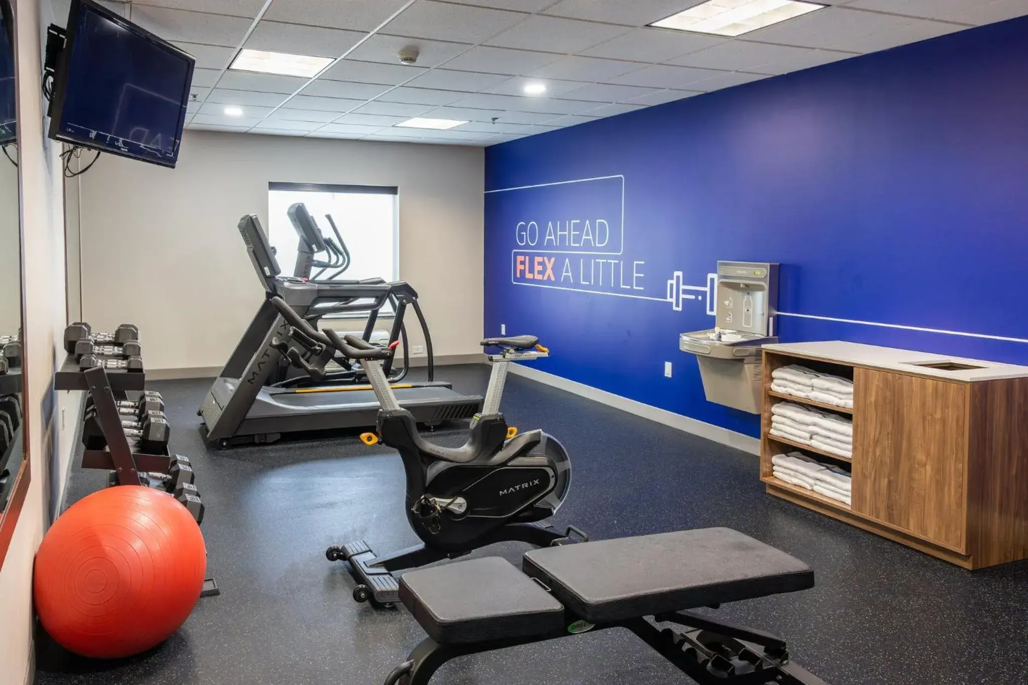 Fitness centre/facilities in Holiday Inn Express Hotel & Suites Wichita Airport by IHG Fitness centre/facilities in Holiday Inn Express Hotel & Suites Wichita Airport by IHG