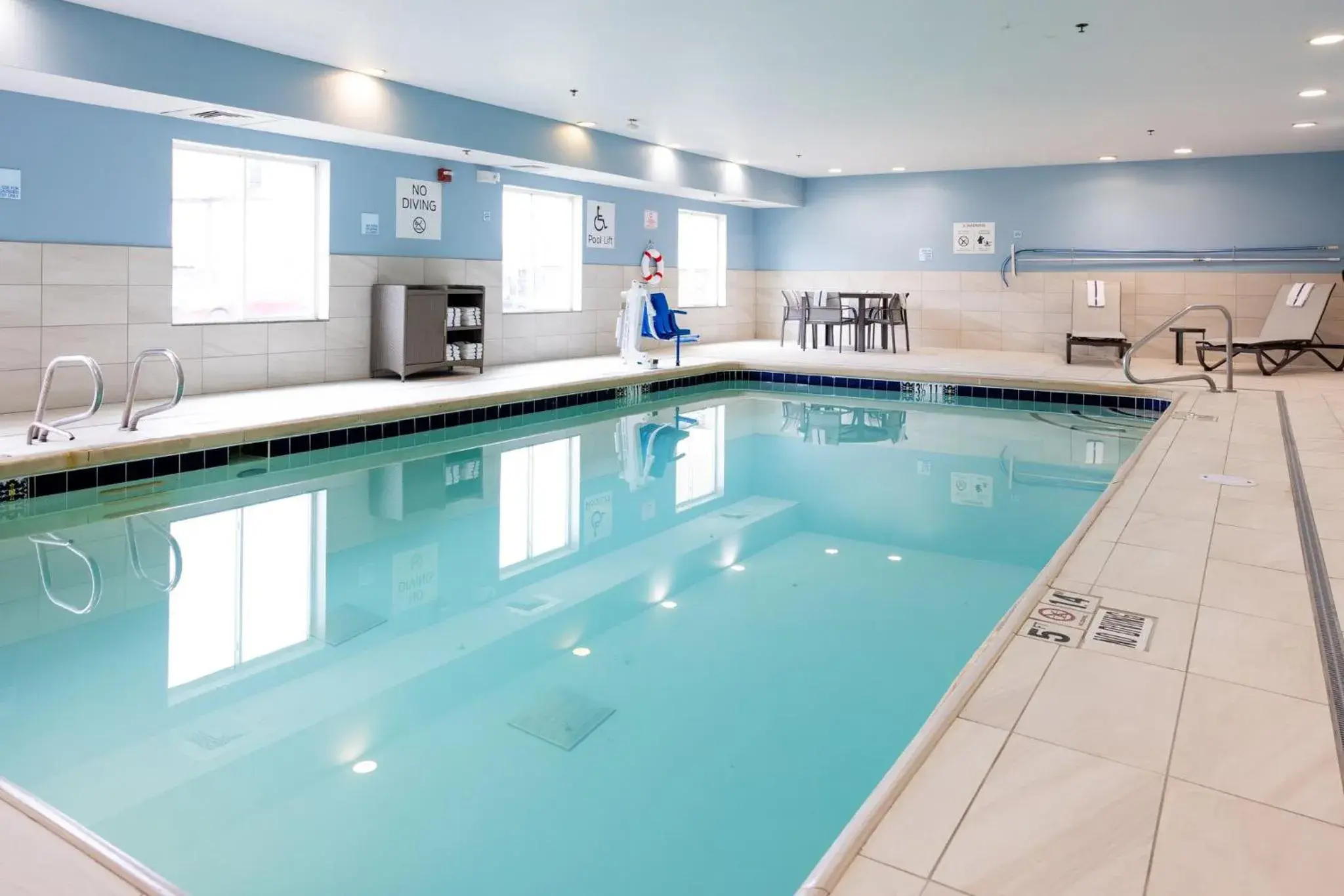 Swimming pool in Holiday Inn Express Hotel & Suites Wichita Airport by IHG Swimming pool in Holiday Inn Express Hotel & Suites Wichita Airport by IHG