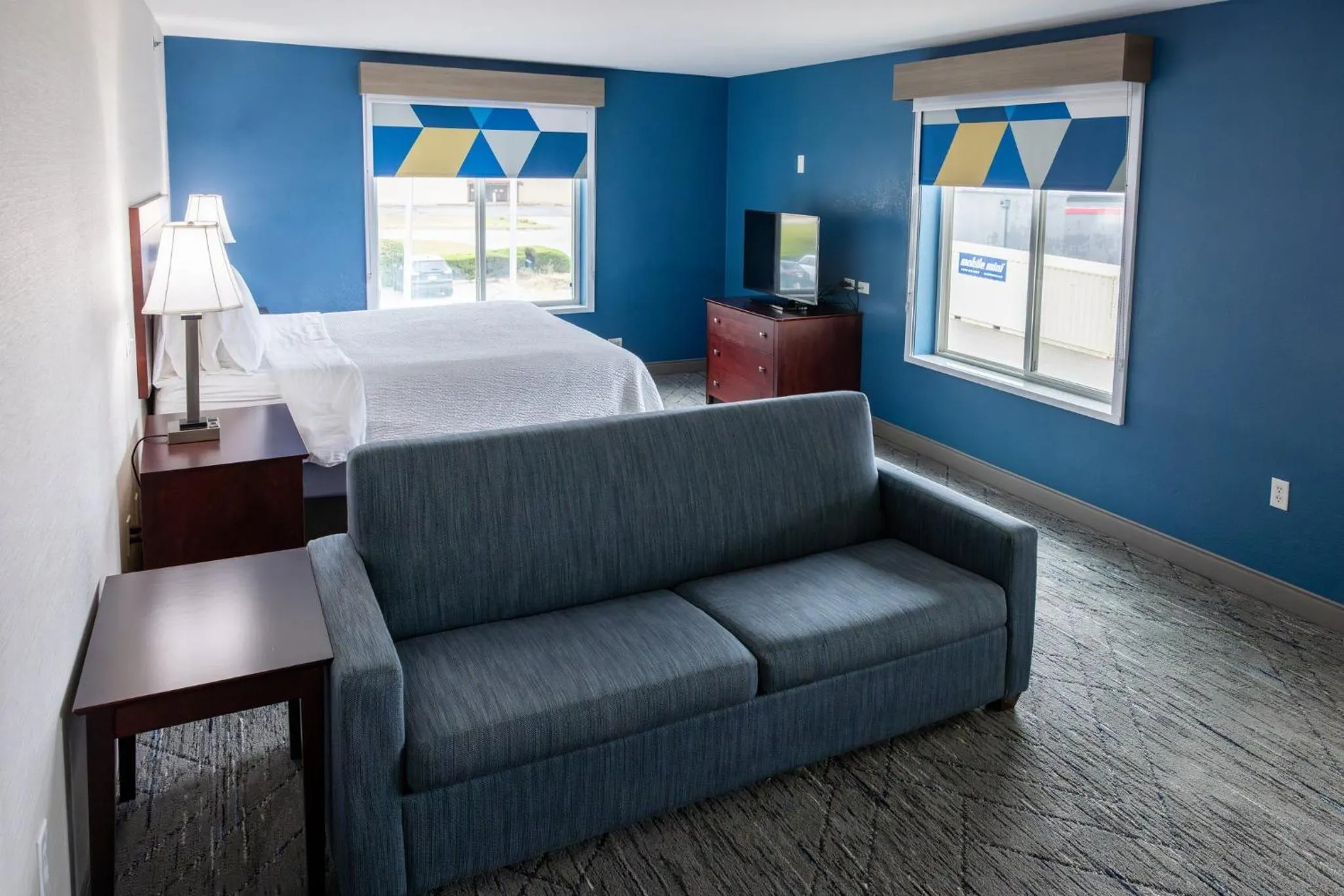 Photo of the whole room, Bed in Holiday Inn Express Hotel & Suites Wichita Airport by IHG