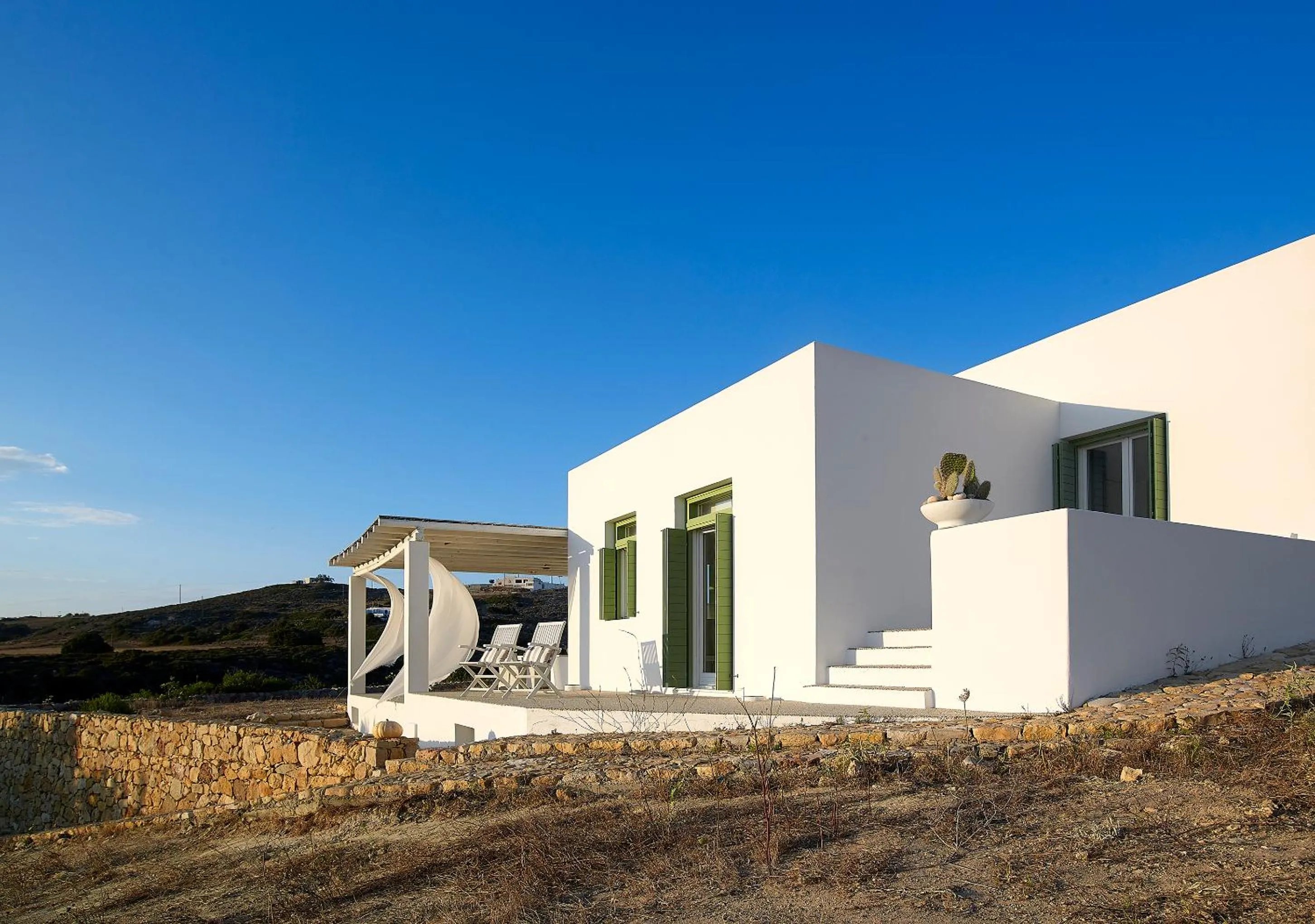 Facade/entrance in Ninos Houses