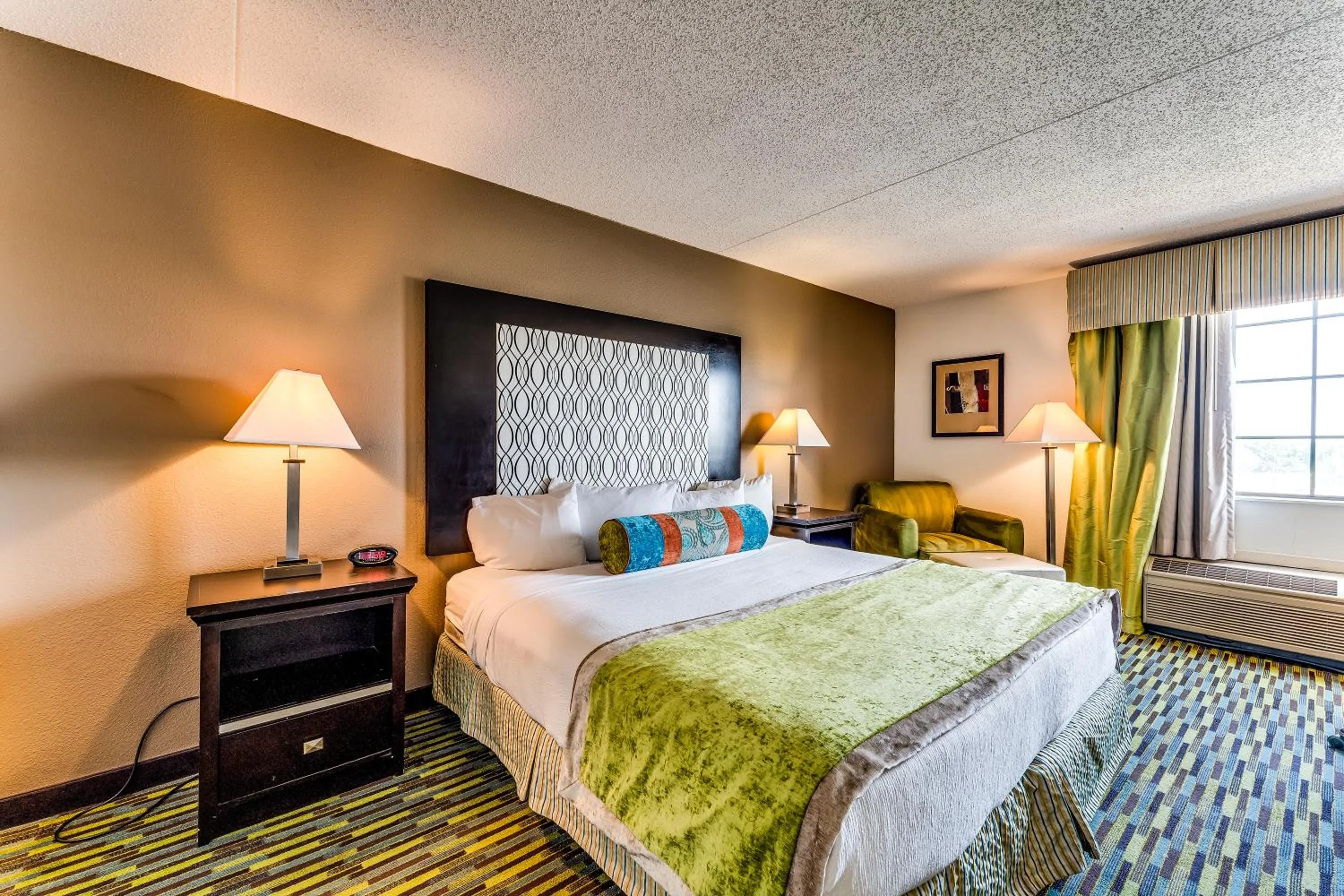 Photo of the whole room, Bed in Wyndham Garden Wichita Downtown