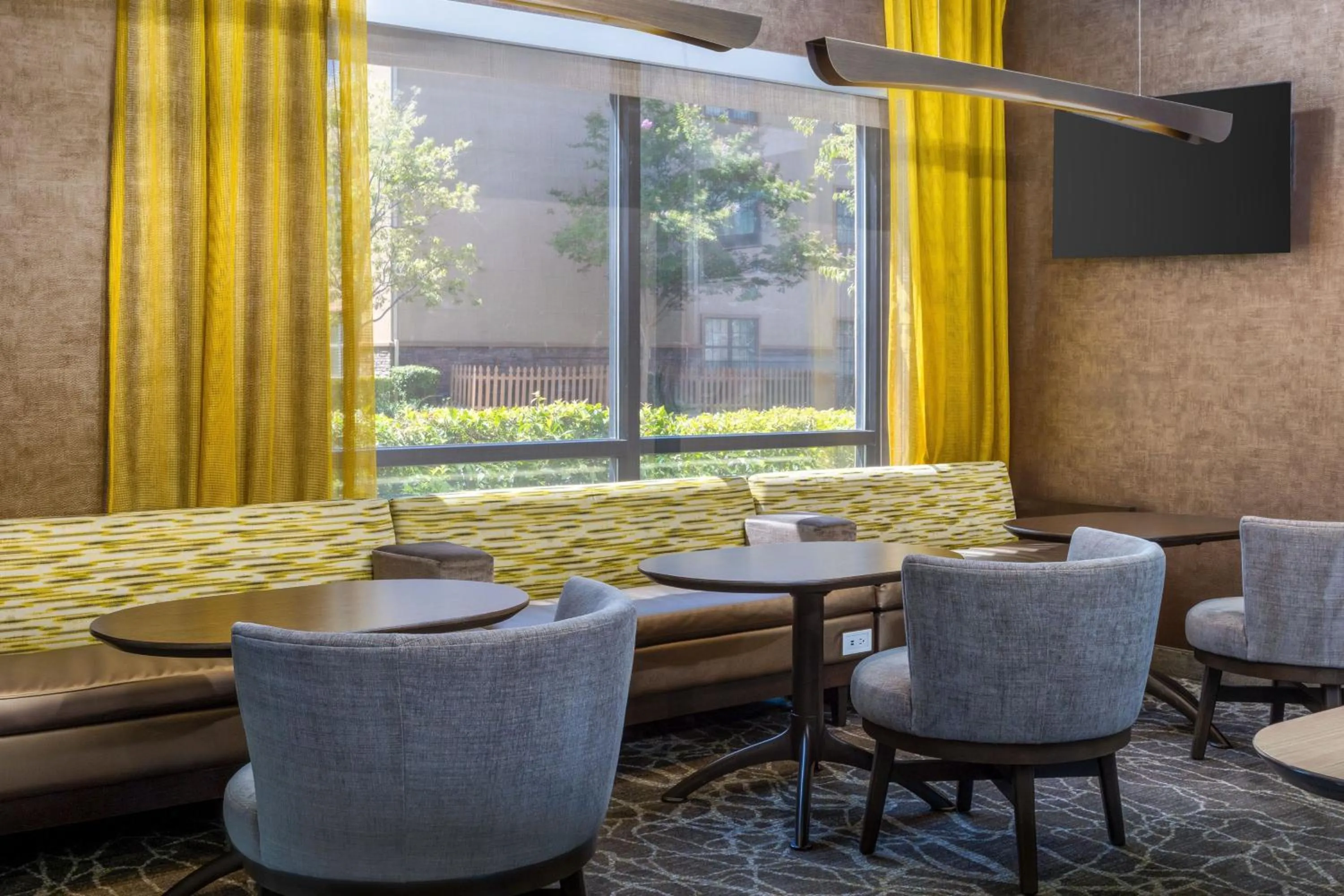 Lobby or reception in SpringHill Suites by Marriott Sacramento Roseville