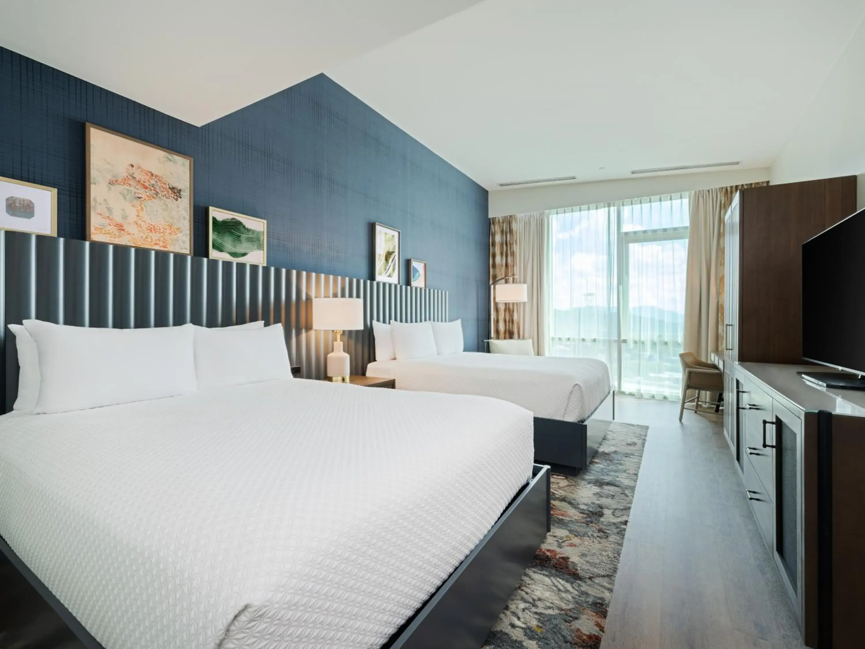 Bedroom, Bed in Hotel Indigo Asheville Downtown by IHG Bedroom, Bed in Hotel Indigo Asheville Downtown by IHG