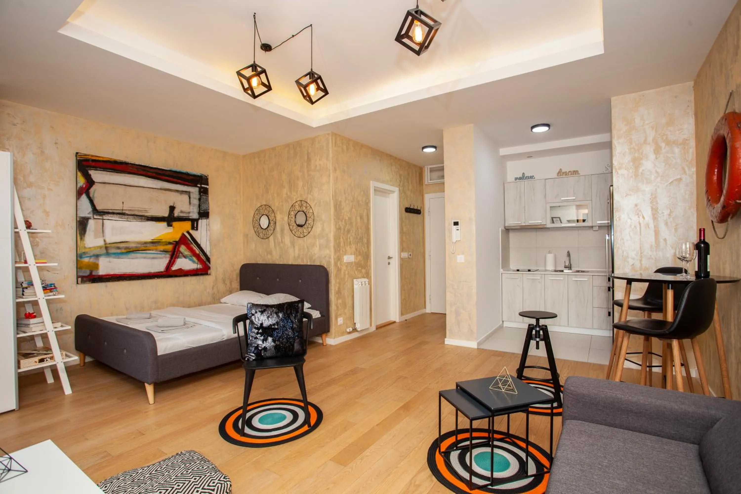 Living room, Bed in Gentleman Dog Apartment