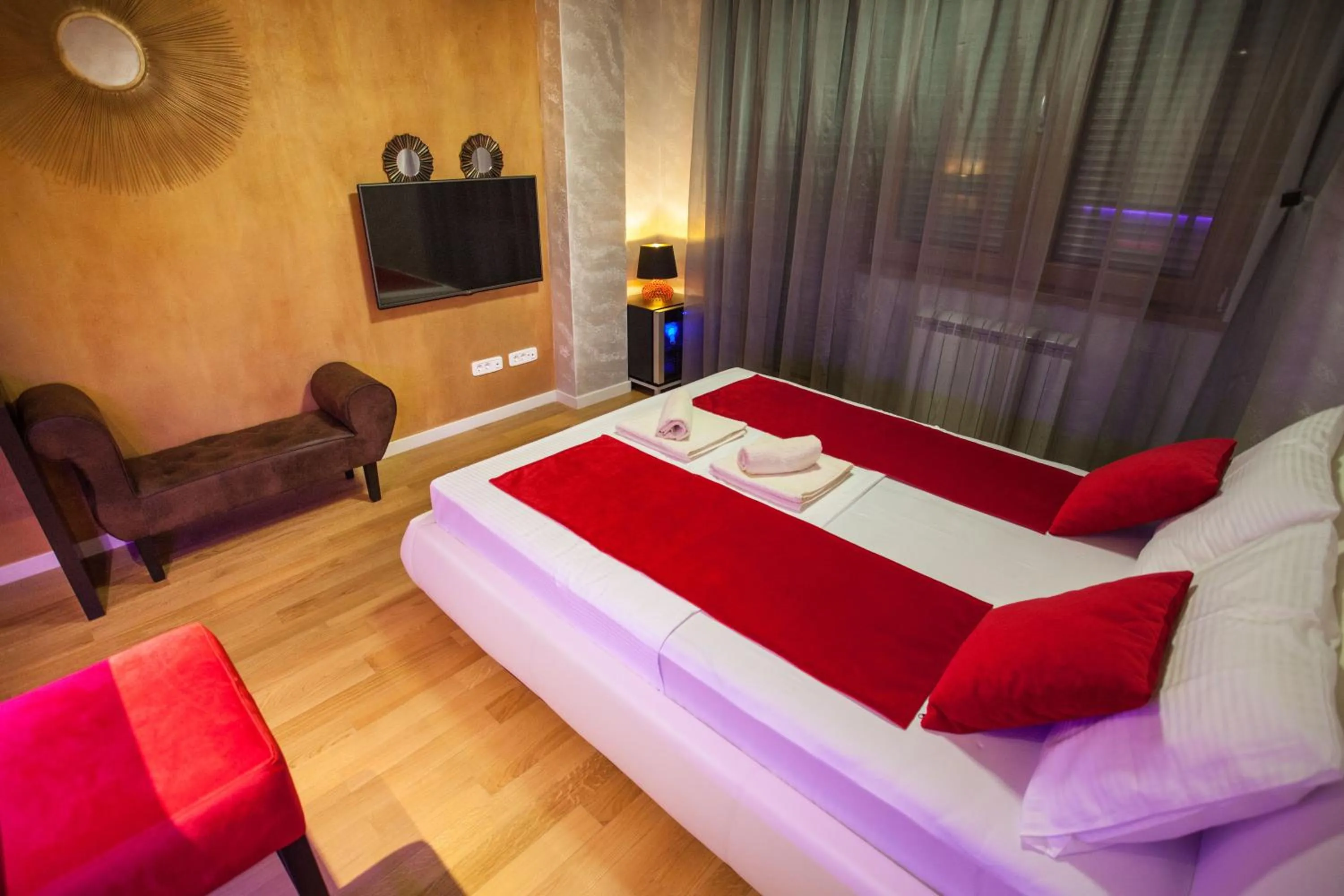 Bedroom, Bed in Gentleman Dog Apartment