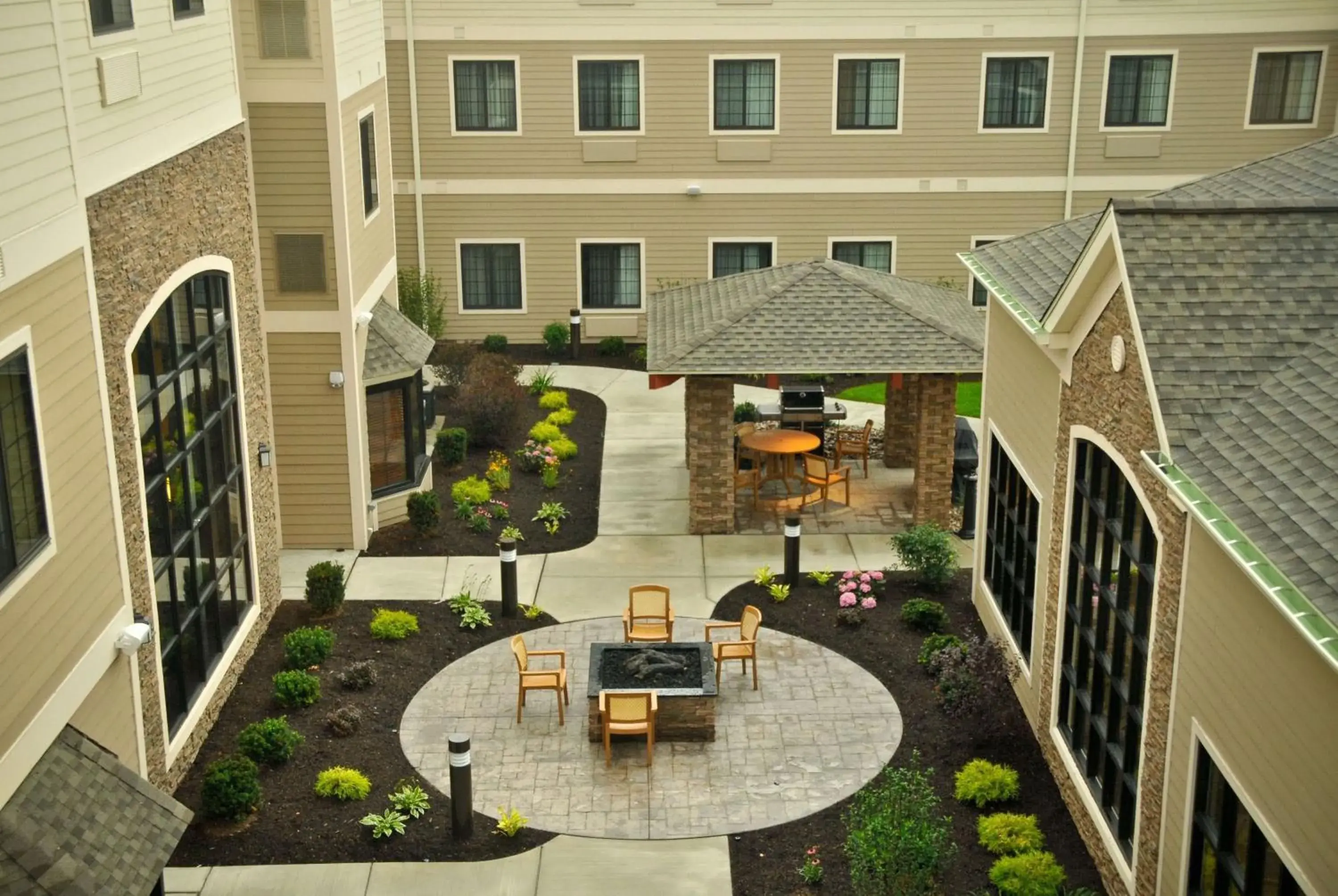 Property building in Staybridge Suites Williamsville Buffalo by IHG Property building in Staybridge Suites Williamsville Buffalo by IHG