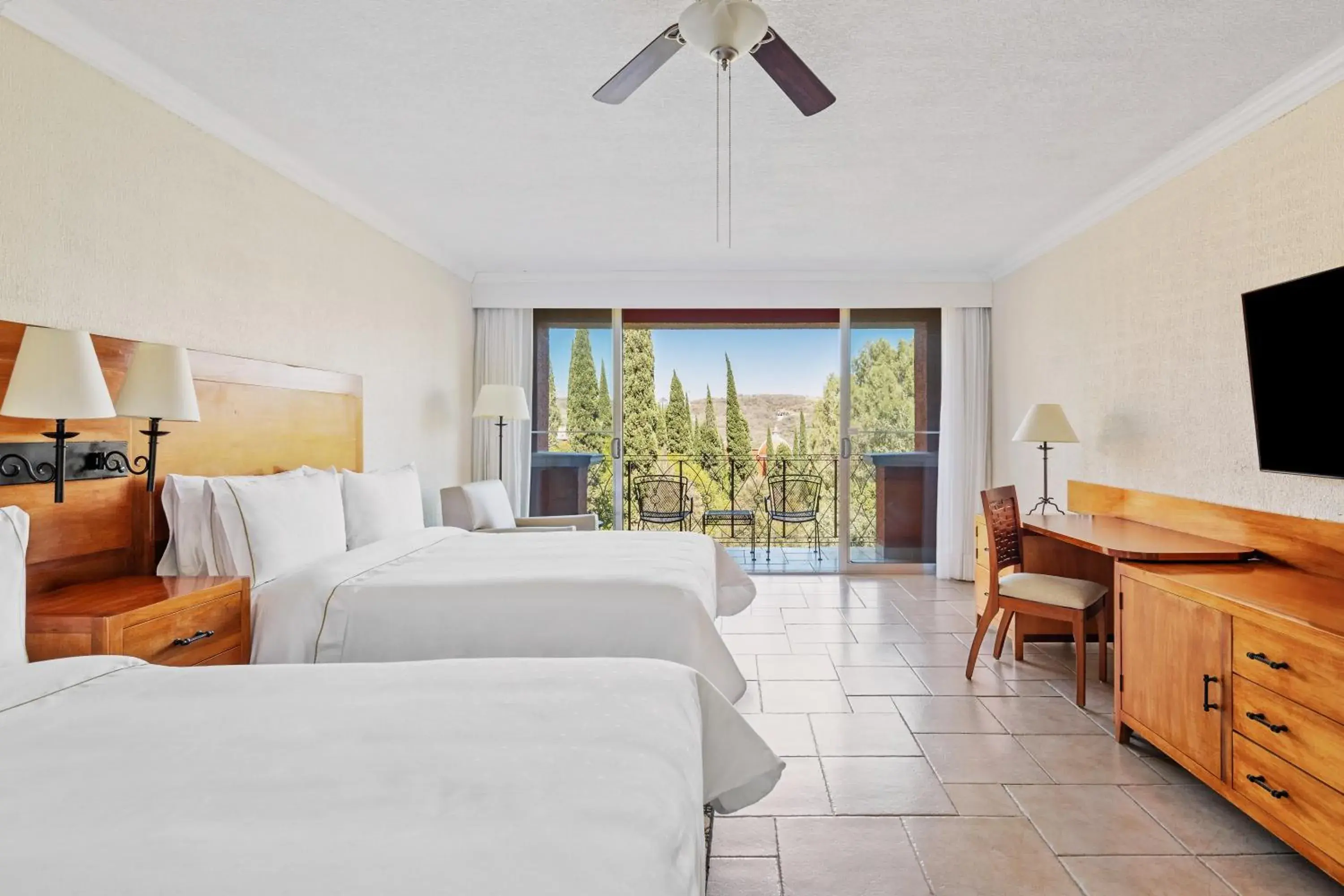 Bed in Fiesta Americana Hacienda Ixtapan de La Sal Bed in Fiesta Americana Hacienda Ixtapan de La Sal