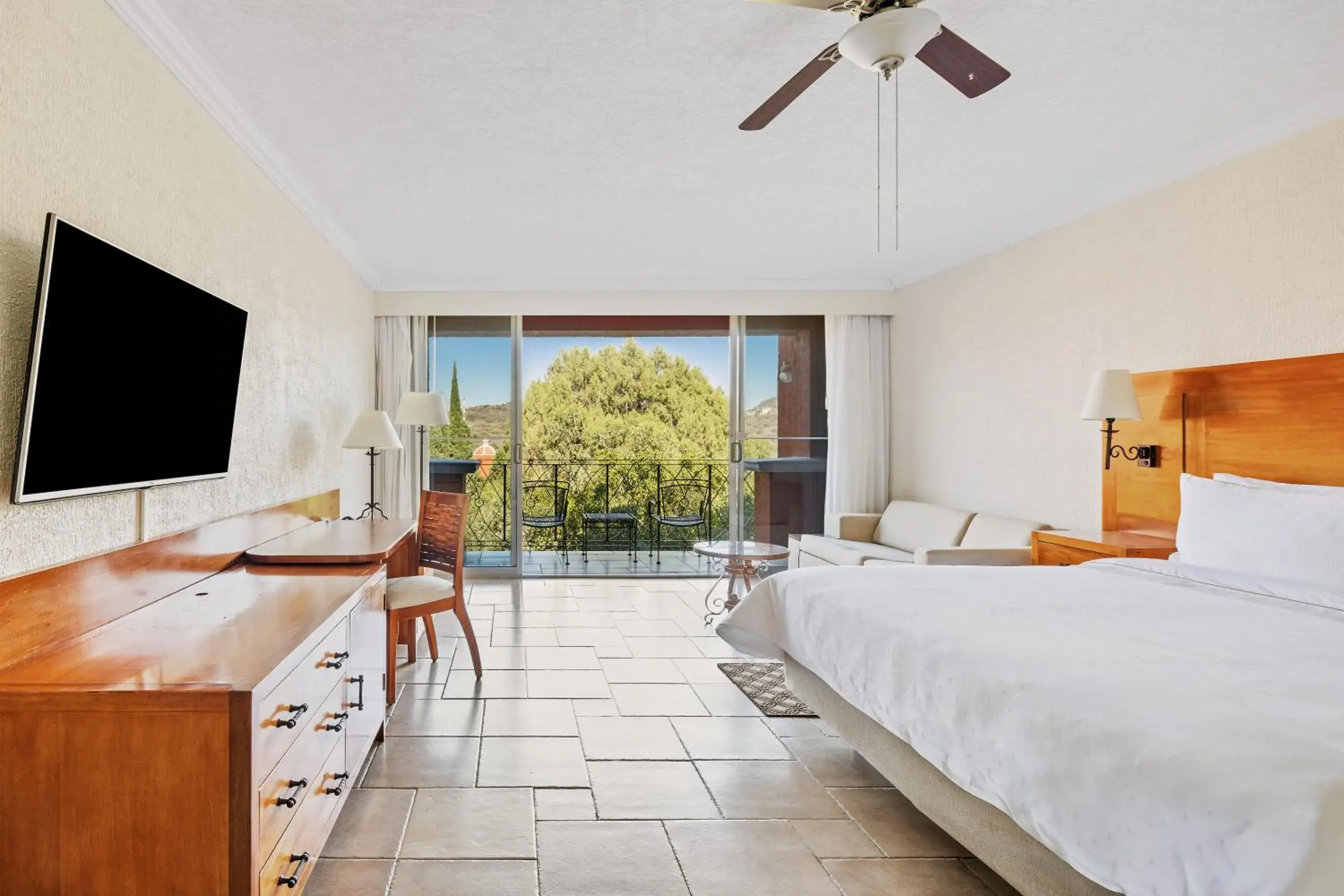 Bed in Fiesta Americana Hacienda Ixtapan de La Sal Bed in Fiesta Americana Hacienda Ixtapan de La Sal