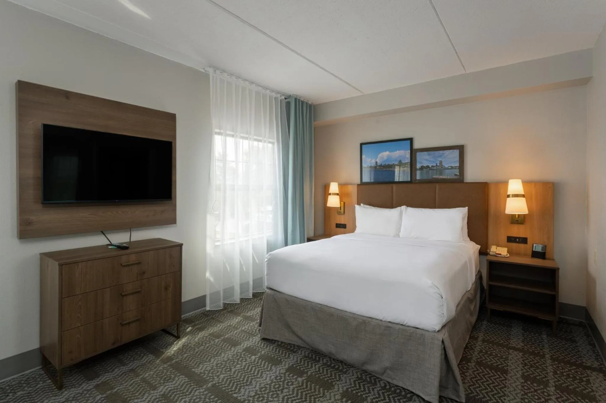 Photo of the whole room, Bed in Staybridge Suites Buffalo by IHG