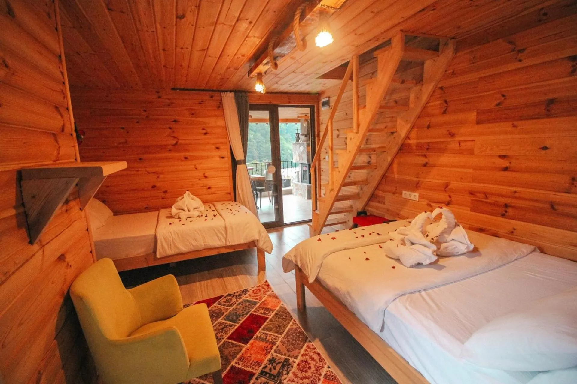 Massage, Bed in Efulim Apart