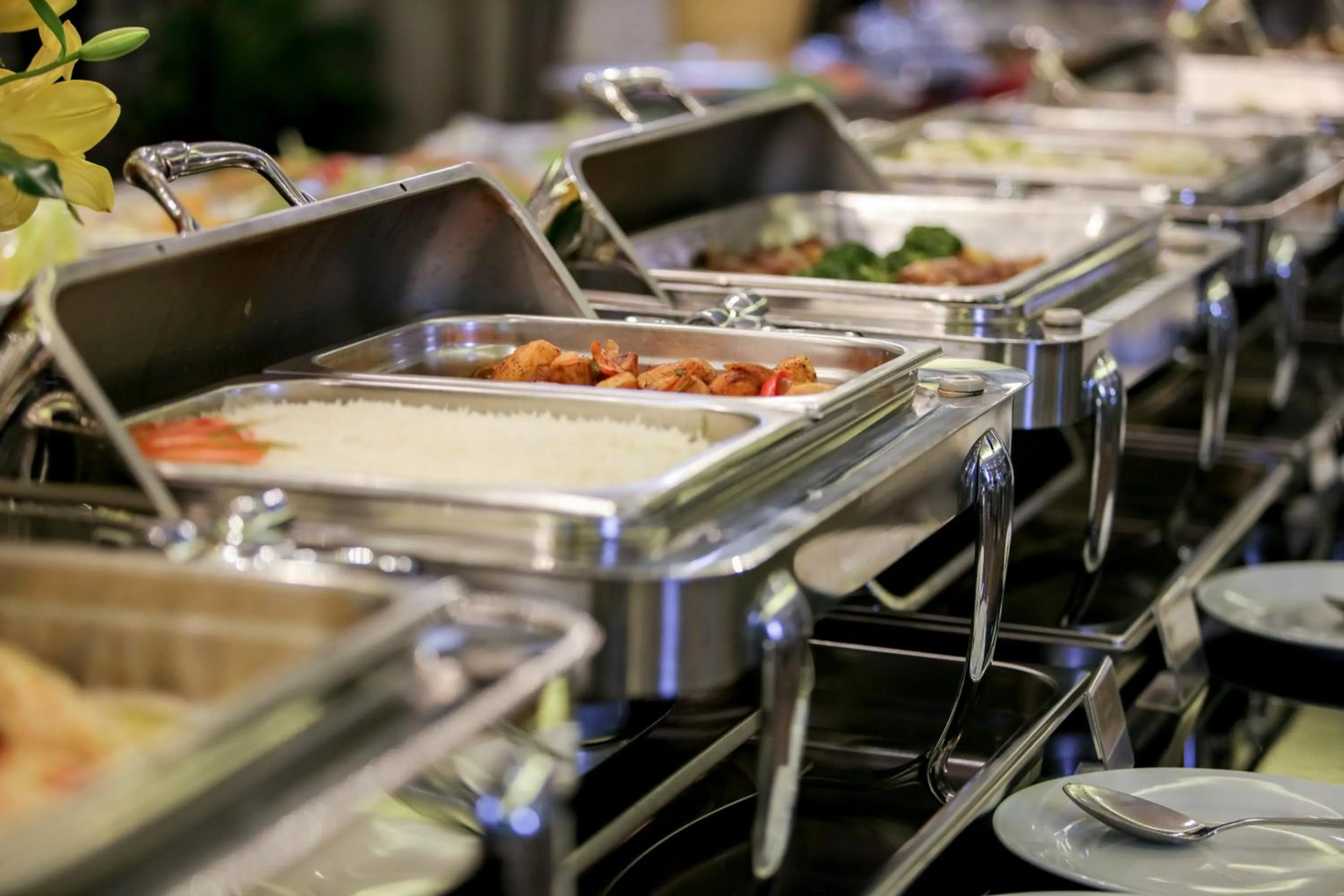 Restaurant/places to eat in Continent Al Waha Hotel Riyad