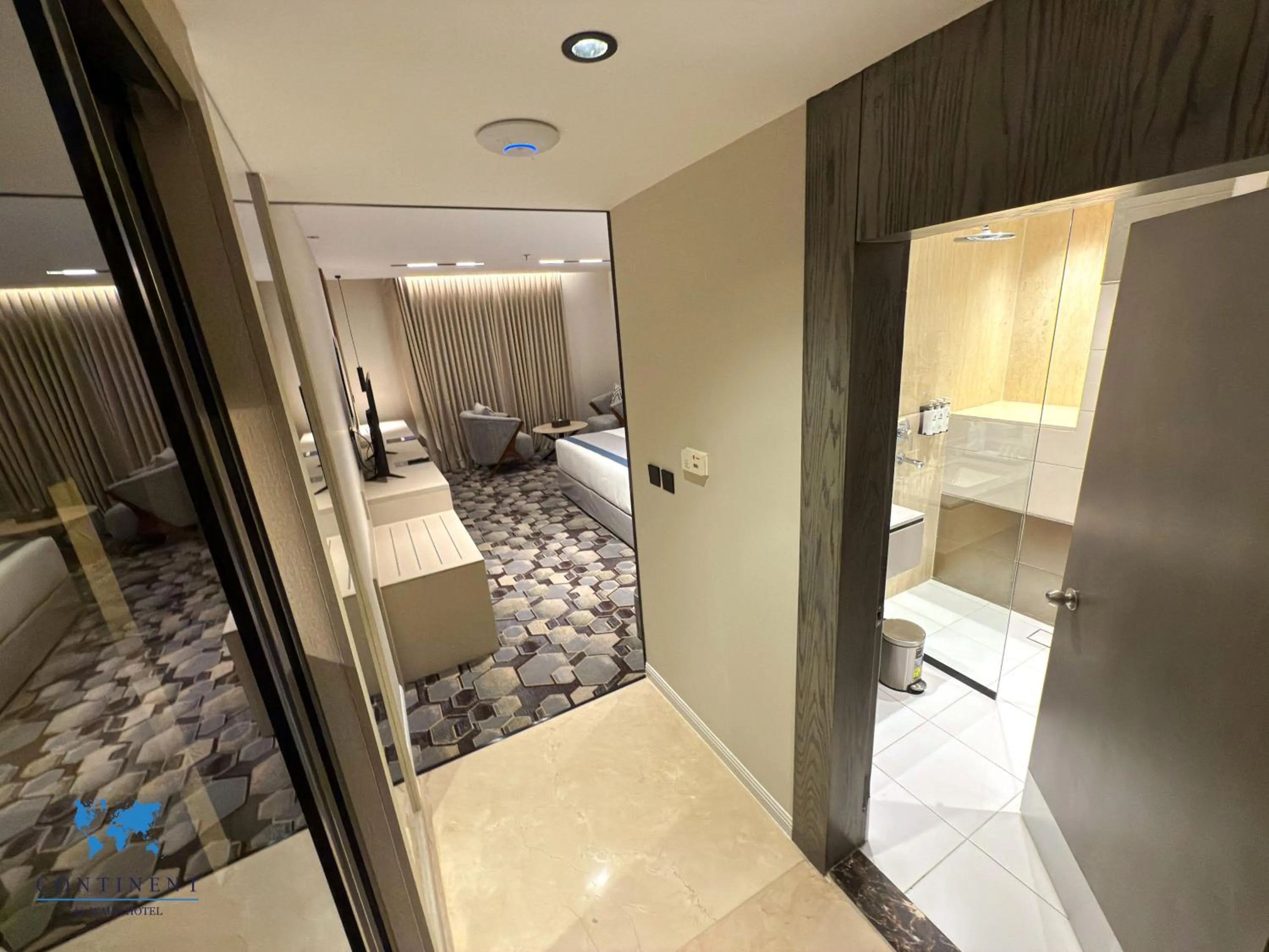 Photo of the whole room, Bed in Continent Al Waha Hotel Riyad