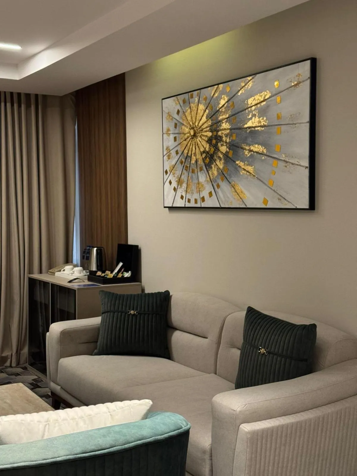 Seating area in Continent Al Waha Hotel Riyad