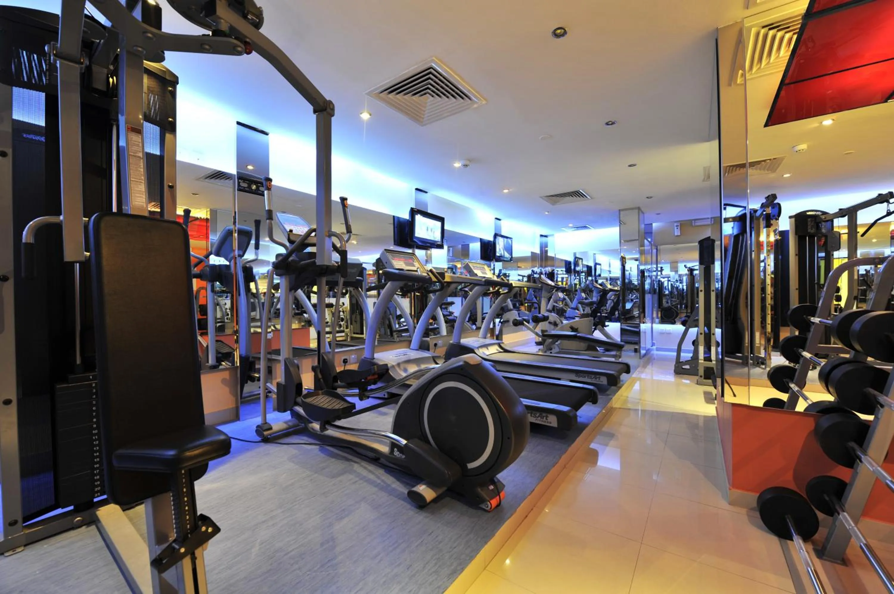 Fitness centre/facilities in Continent Al Waha Hotel Riyad