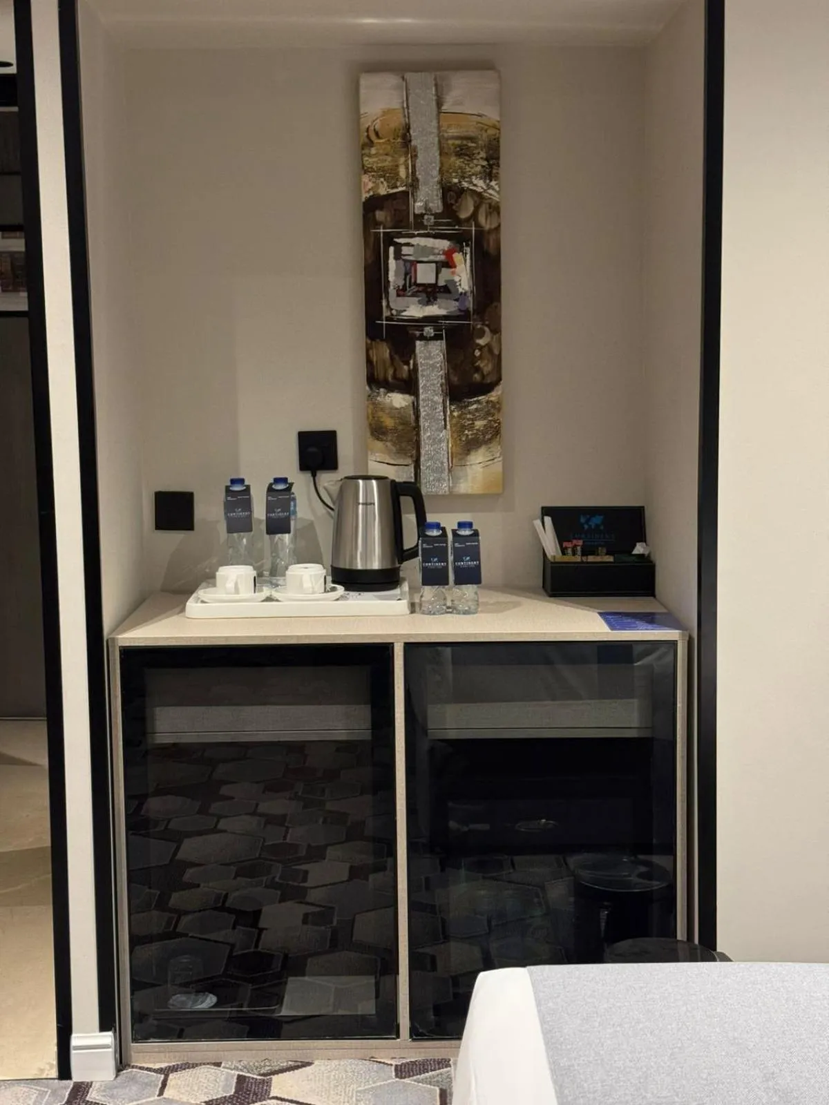 Coffee/tea facilities in Continent Al Waha Hotel Riyad