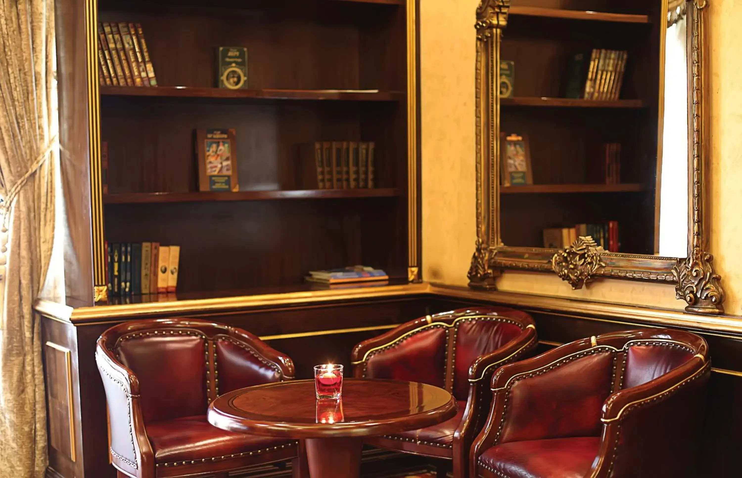 Lounge or bar in Moscow Hotel Lounge or bar in Moscow Hotel