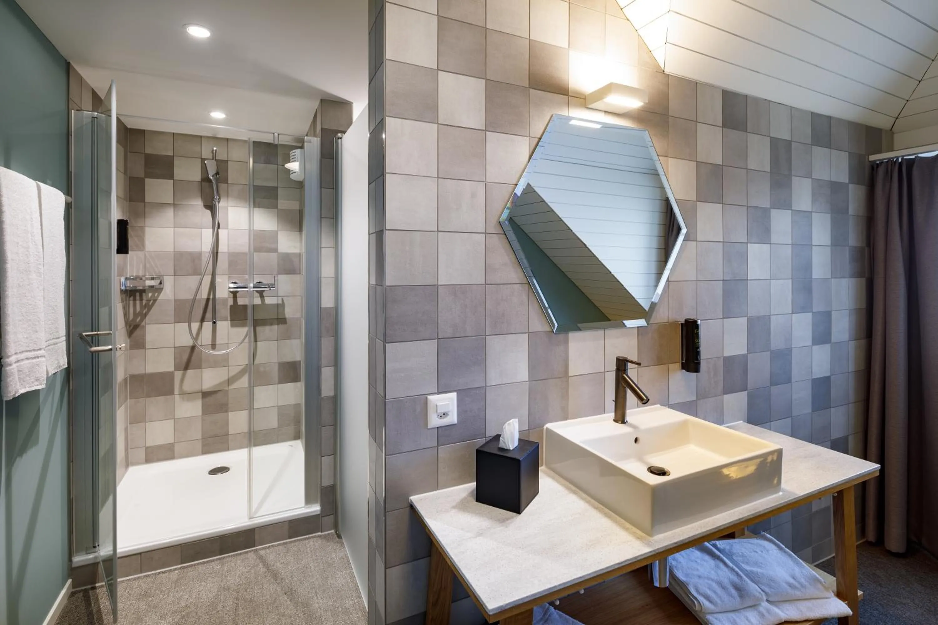 Bathroom in Hotel Münzgasse - Self Check-in