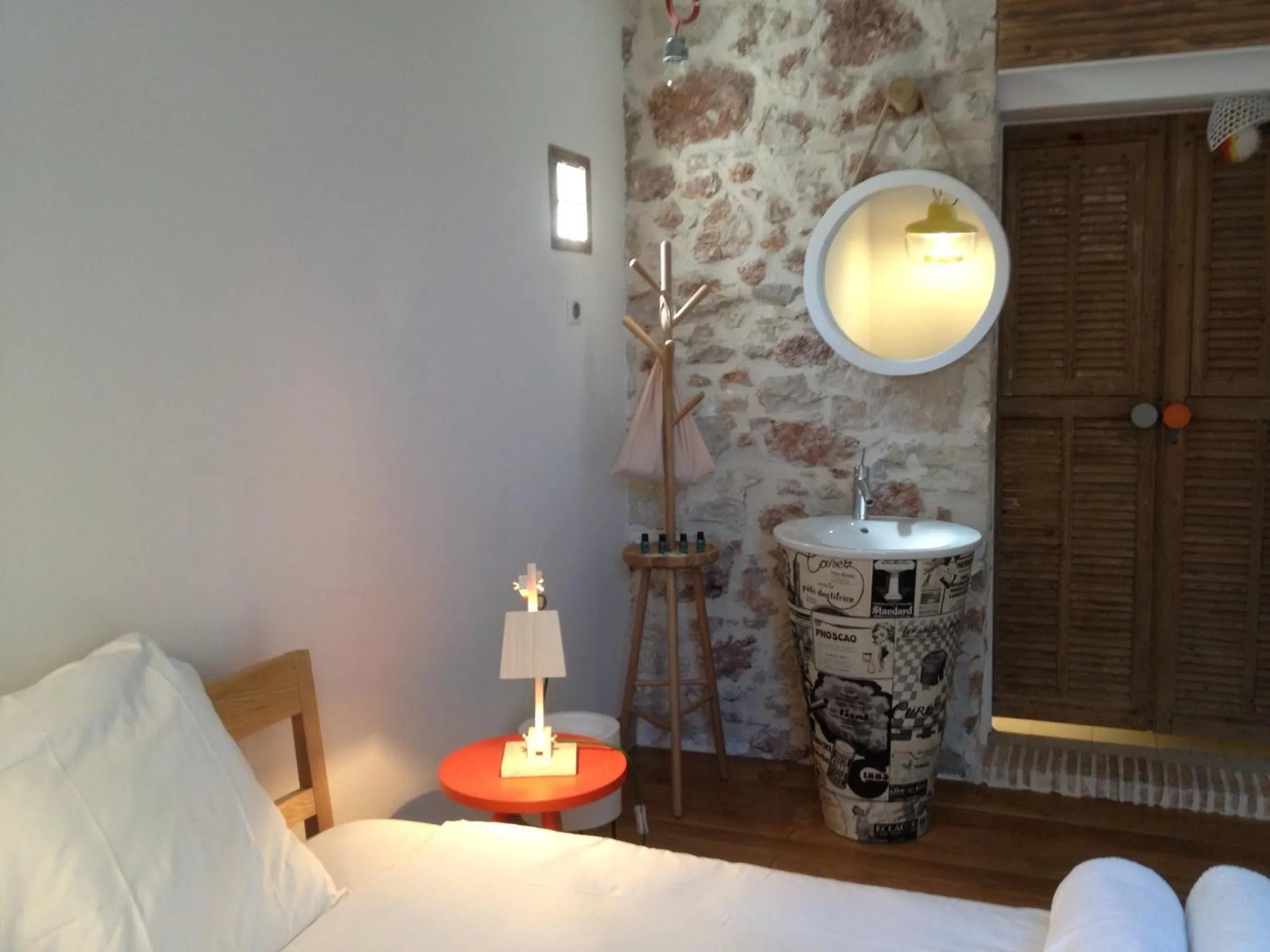 Decorative detail, Bed in Hôtel de la Pinède