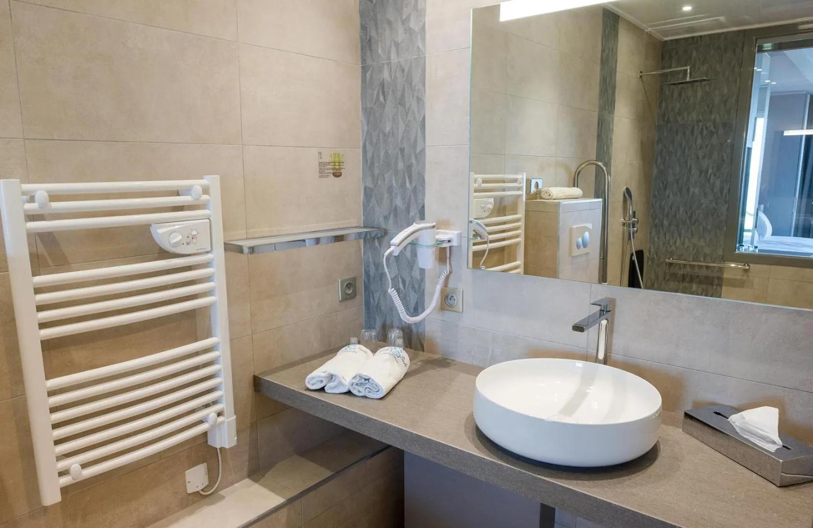 Bathroom in Hôtel Cala di Sole