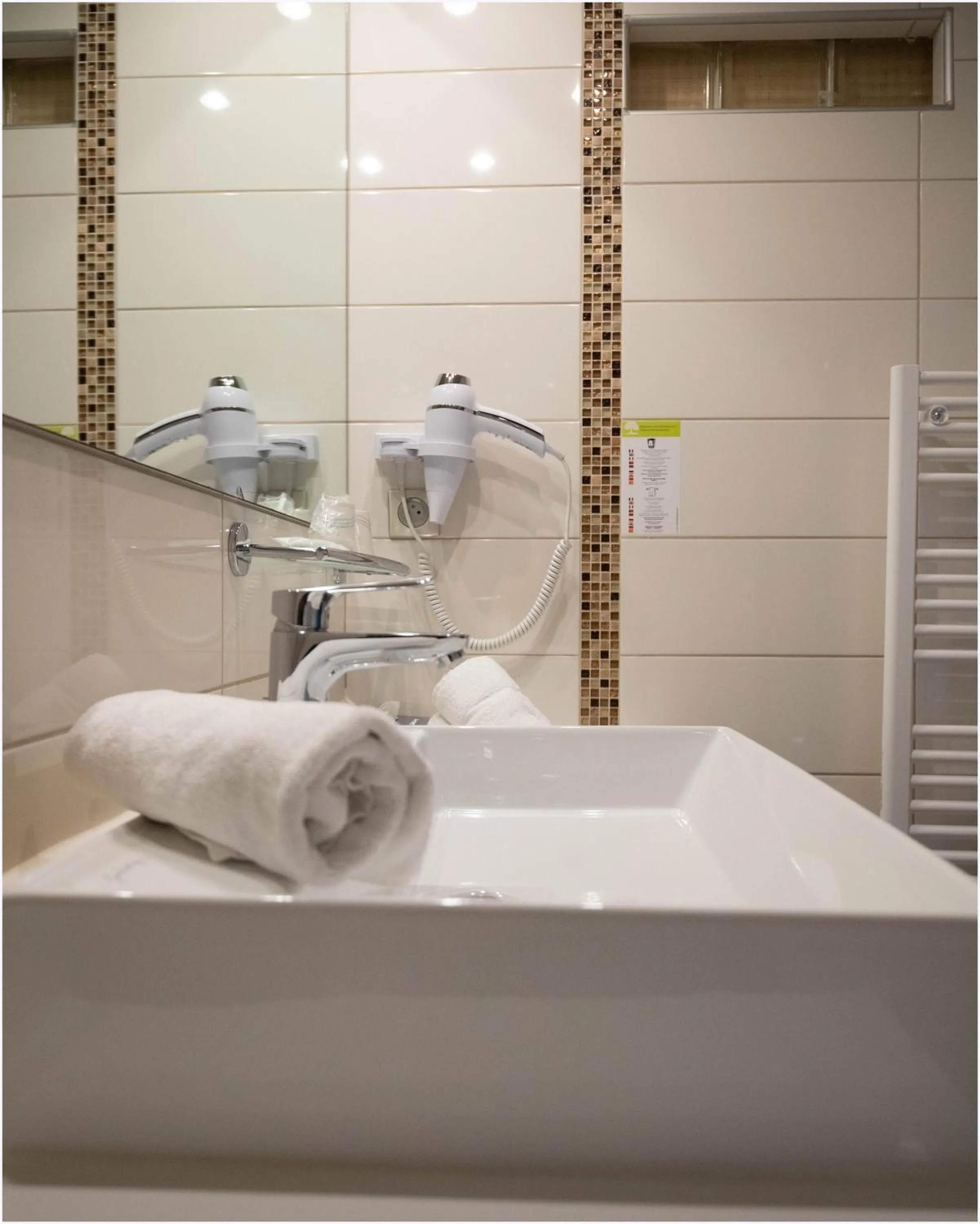 Bathroom in Hôtel Cala di Sole