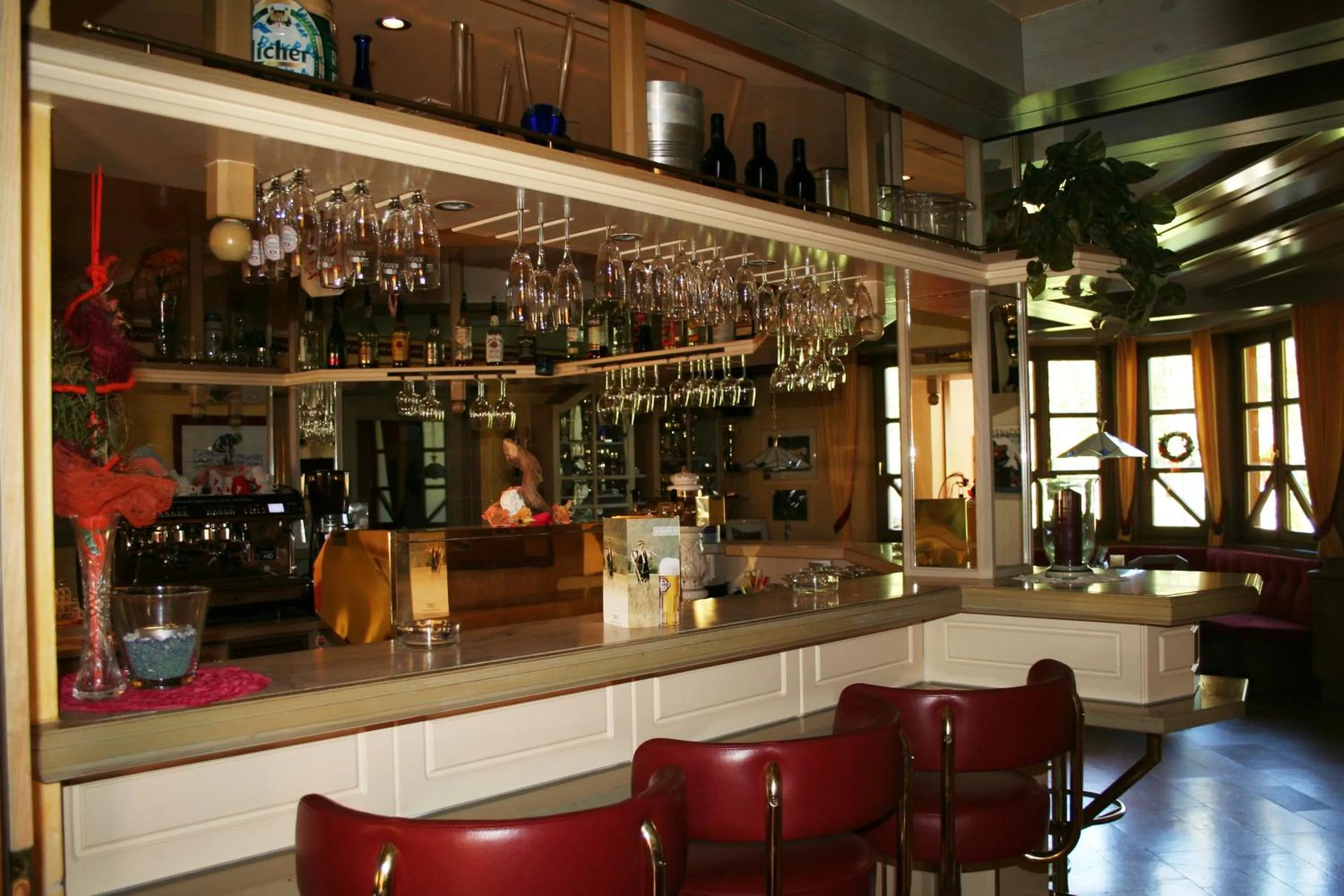 Lounge or bar in Hotel Gasthof Schweizerhaus
