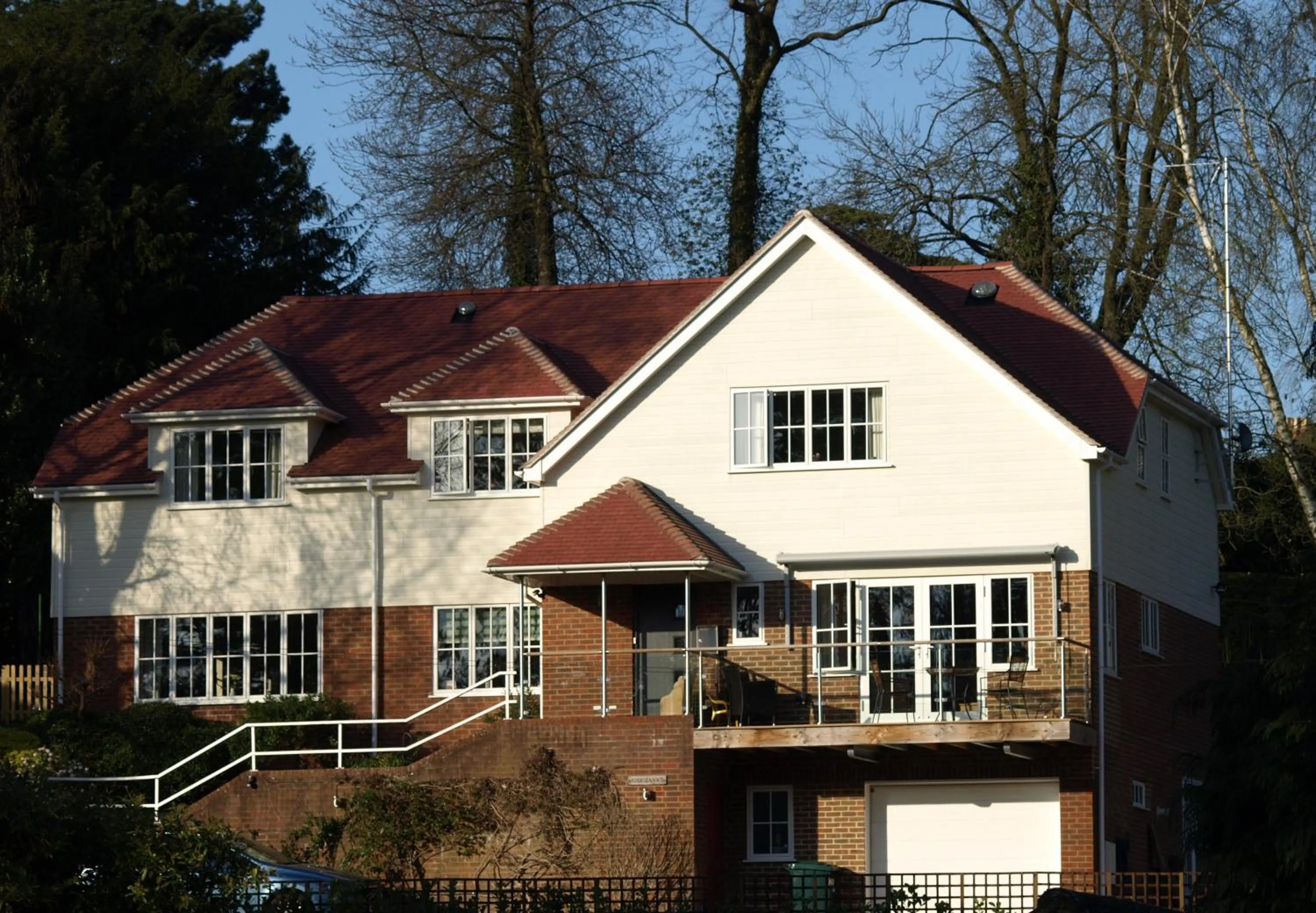 Facade/entrance in High Banks studio