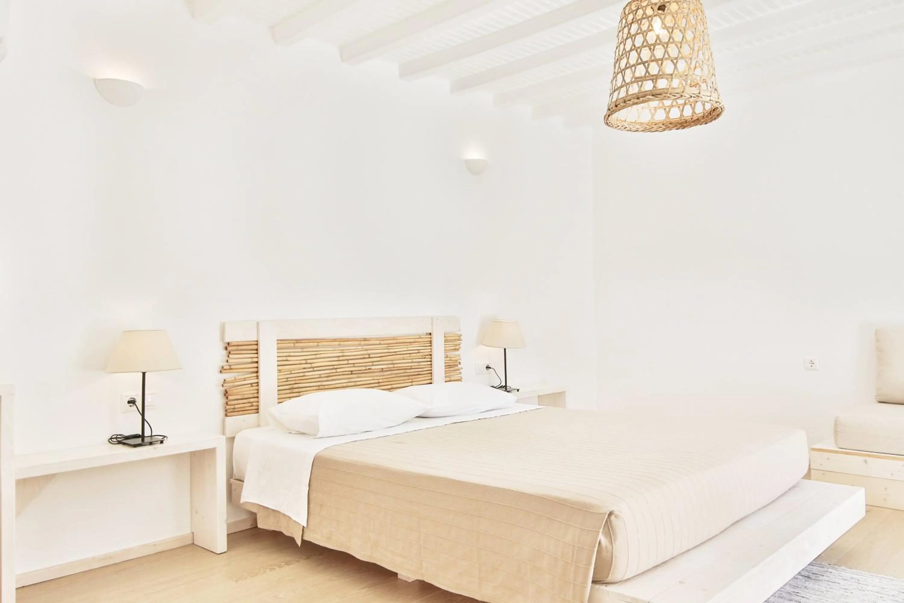 Bedroom, Bed in Baba Houlakia