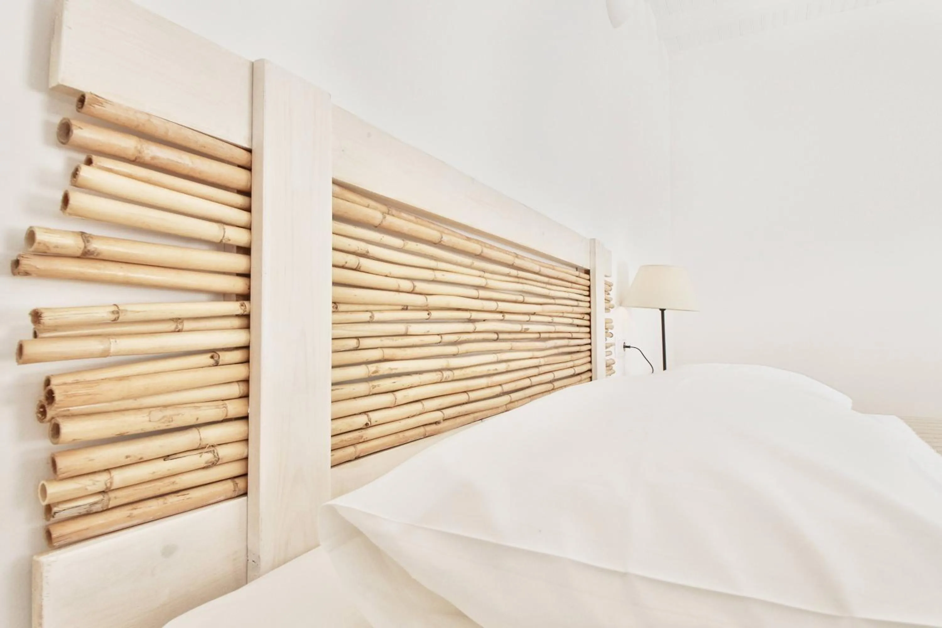 Bed in Baba Houlakia