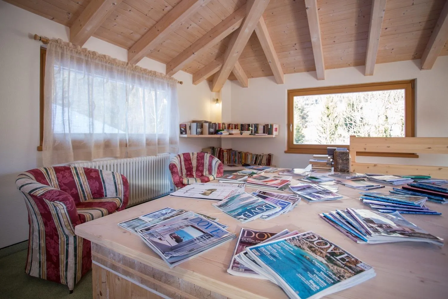 Seating area in Castelir Suite Hotel