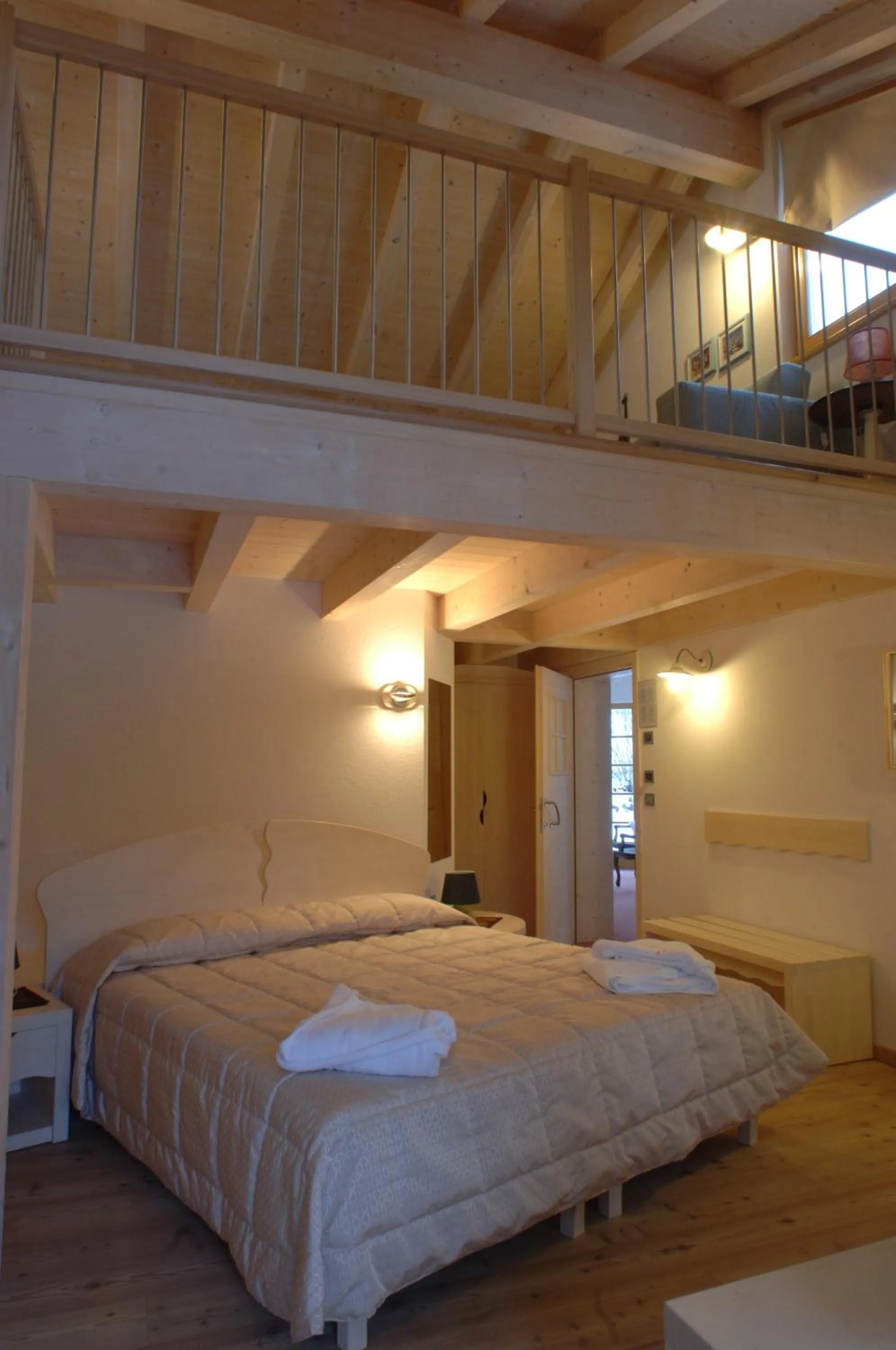 Photo of the whole room, Bed in Castelir Suite Hotel