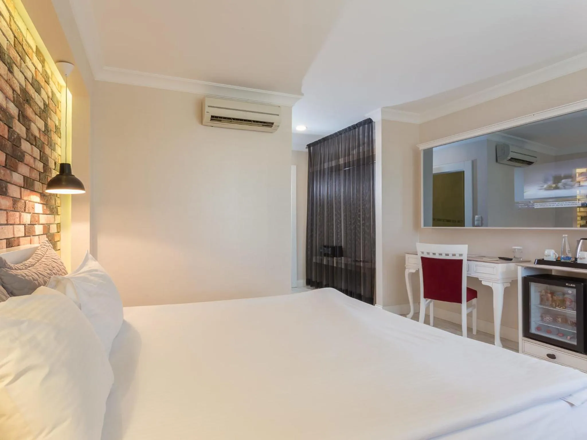 Photo of the whole room, Bed in Gazi Park Hotel