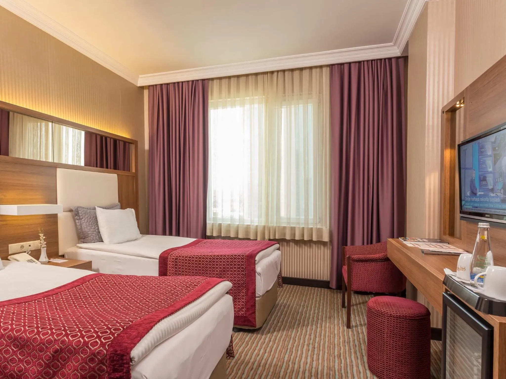 Photo of the whole room, Bed in Gazi Park Hotel