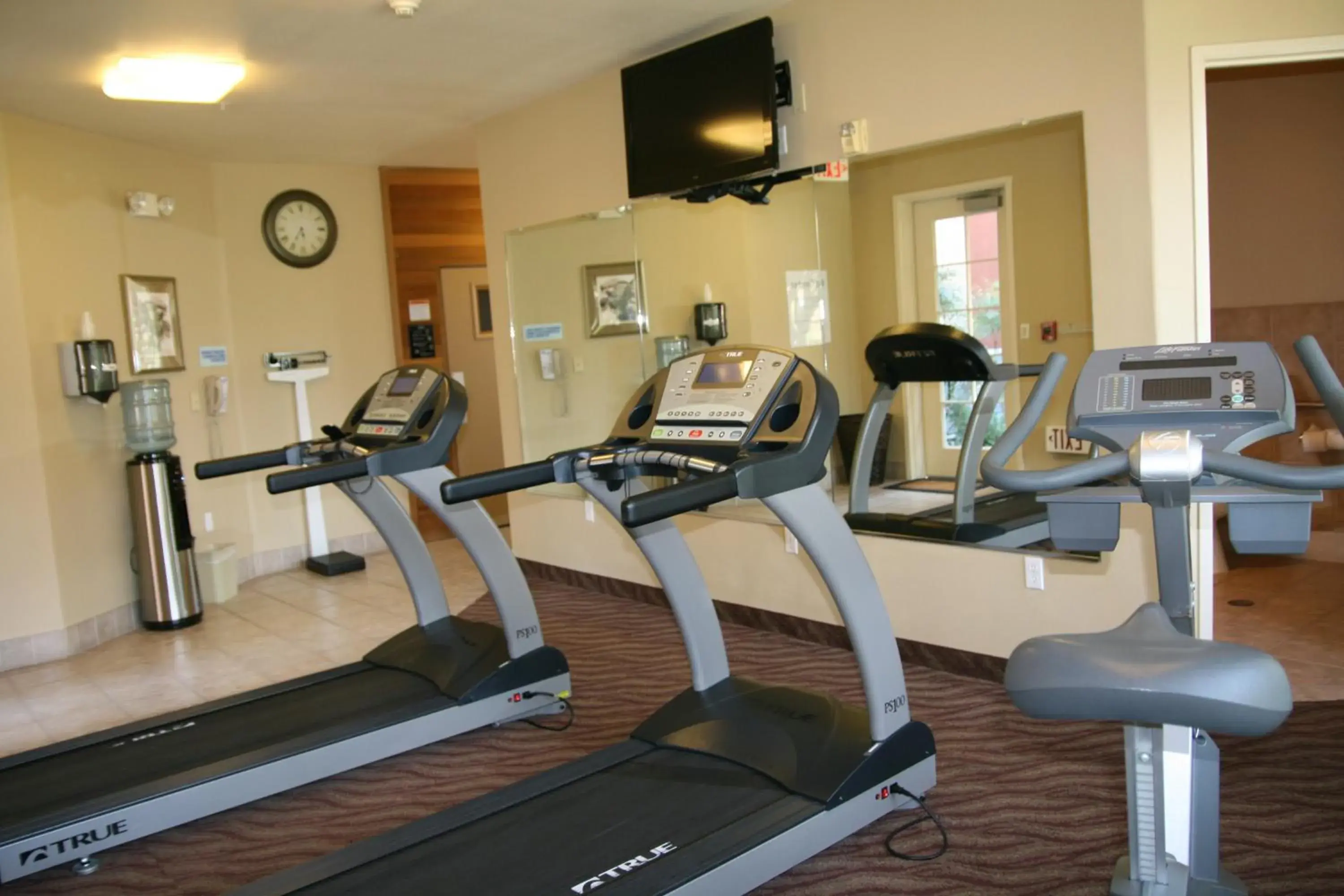 Fitness centre/facilities in Holiday Inn Express San Pablo - Richmond Area by IHG Fitness centre/facilities in Holiday Inn Express San Pablo - Richmond Area by IHG
