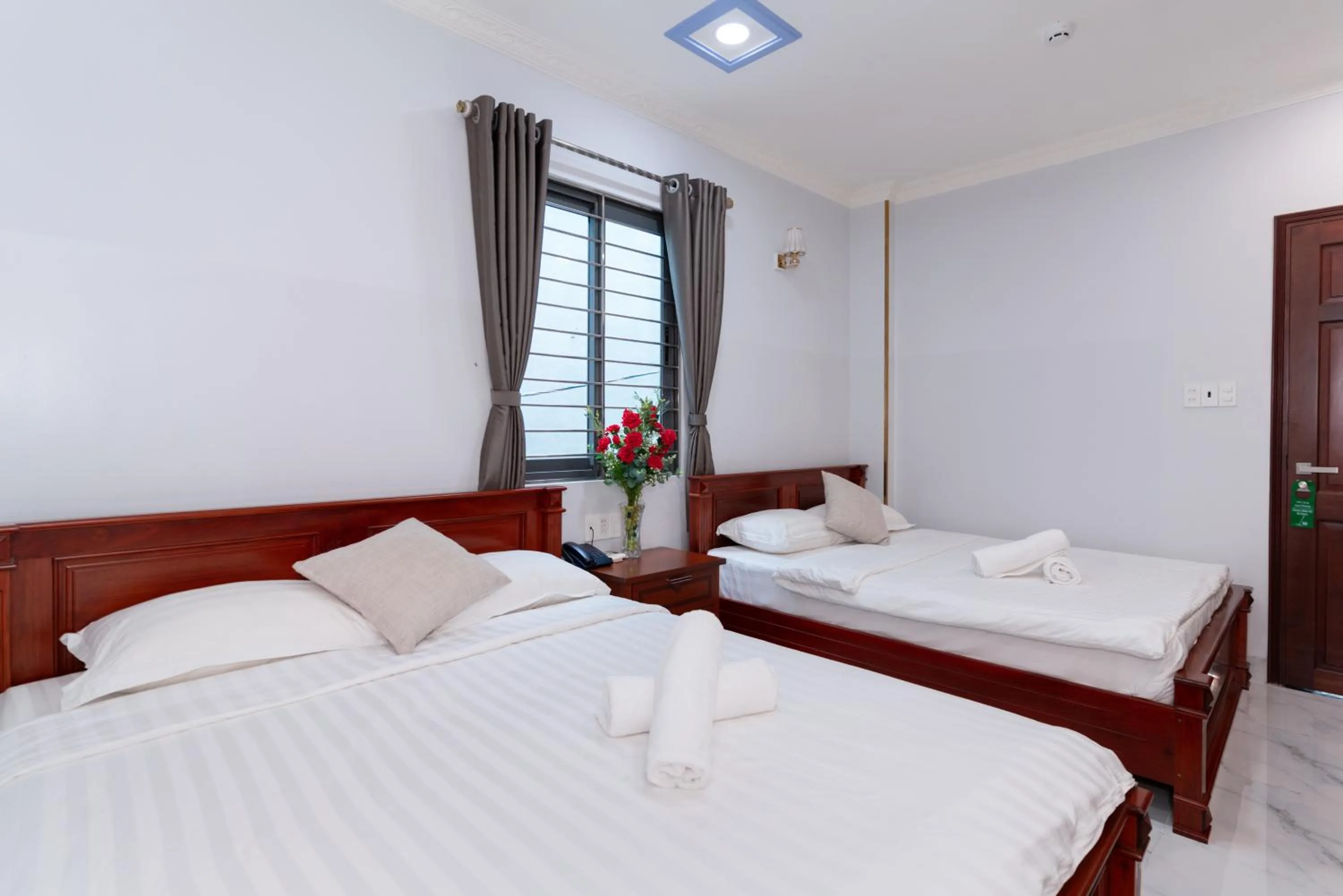 Bed in Sunny Guesthouse