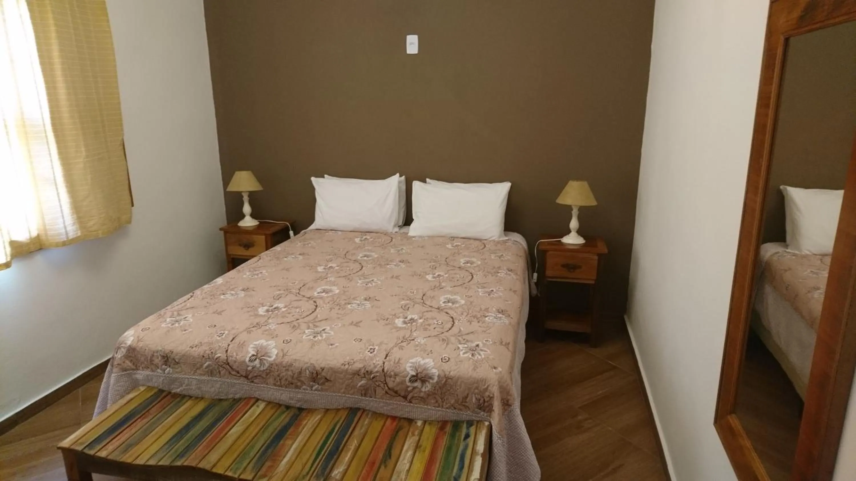 Bed in pousada canarinho