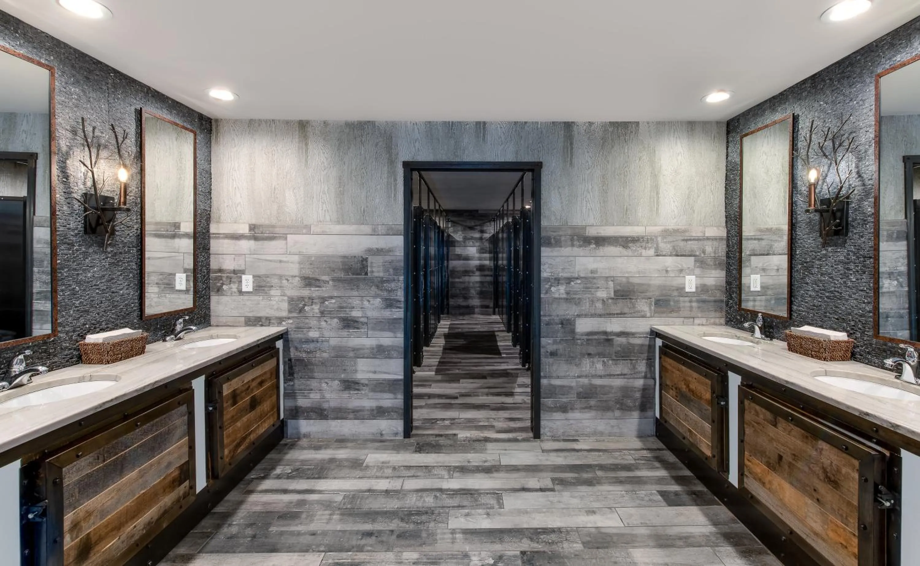 Lobby or reception in Crowne Plaza Resort Asheville by IHG