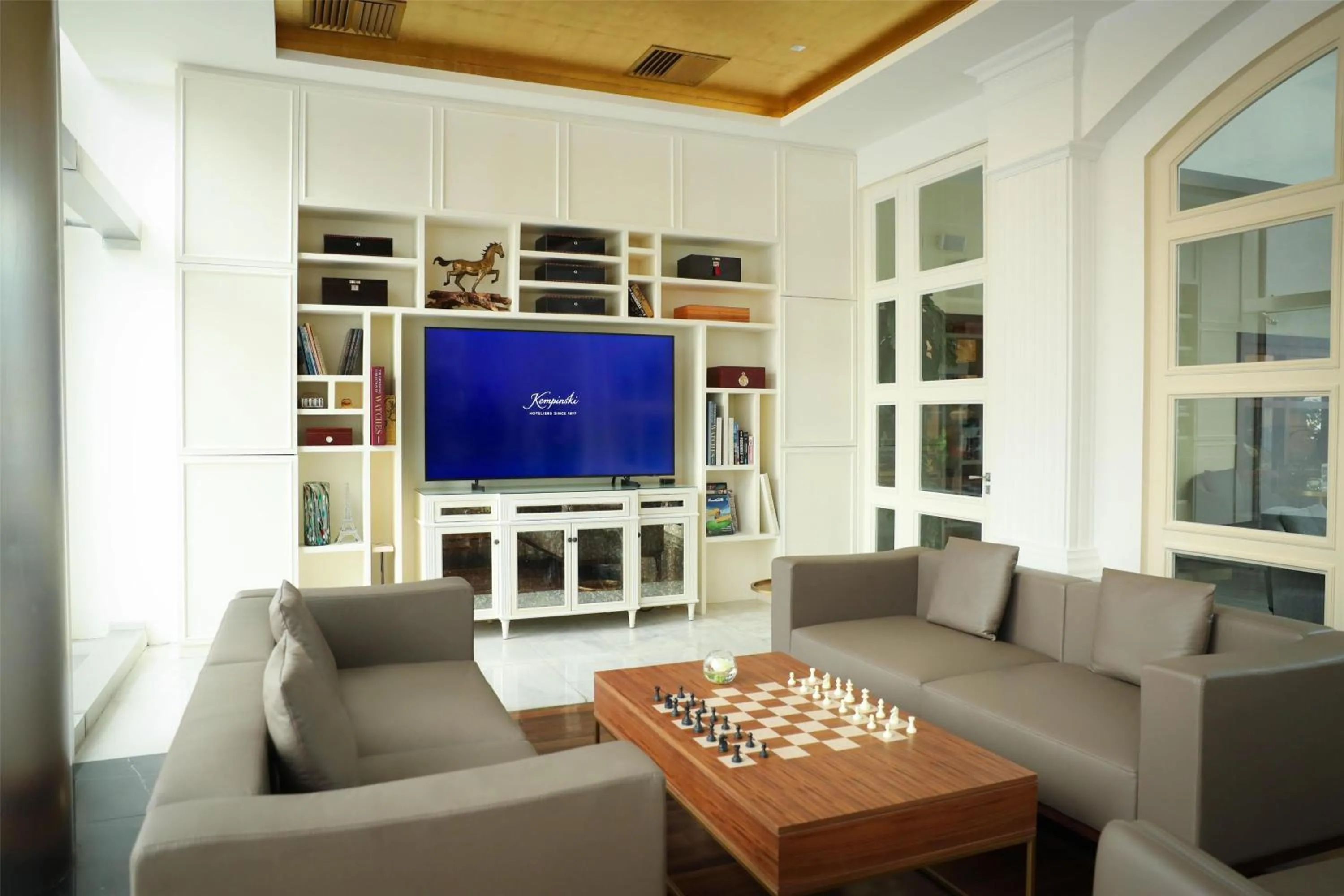 Lounge or bar in Kempinski Al Othman Hotel Al Khobar