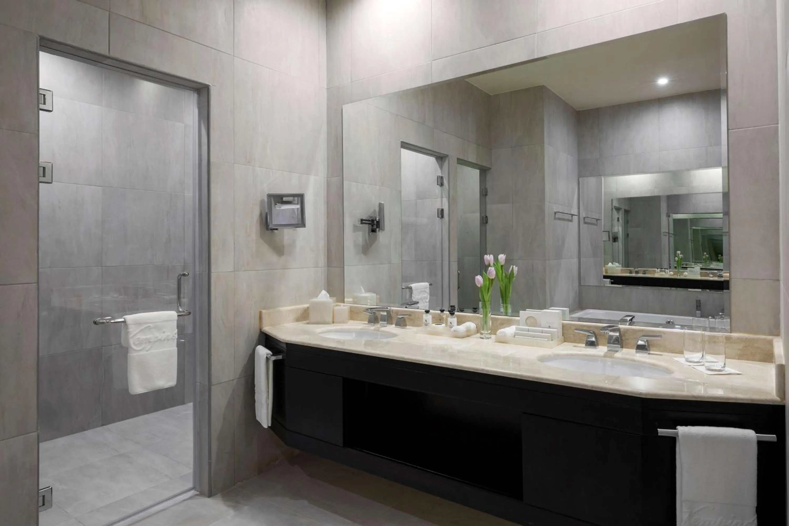 Bathroom in Kempinski Al Othman Hotel Al Khobar